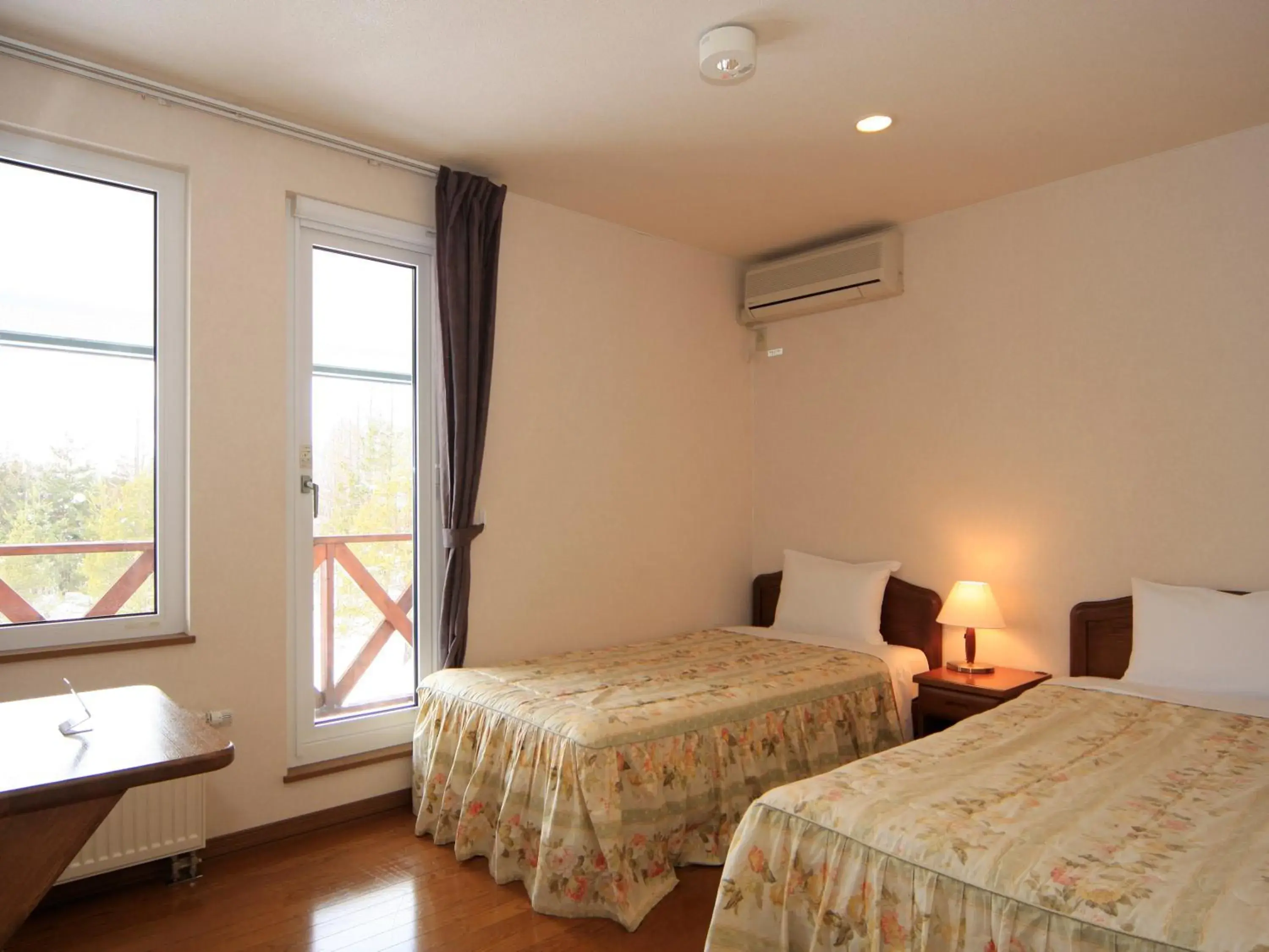 Room with Tatami Area with Shared Bathroom- Non-Smoking in Pension Landscape Furano Room with Tatami Area with Shared Bathroom- Non-Smoking in Pension Landscape Furano