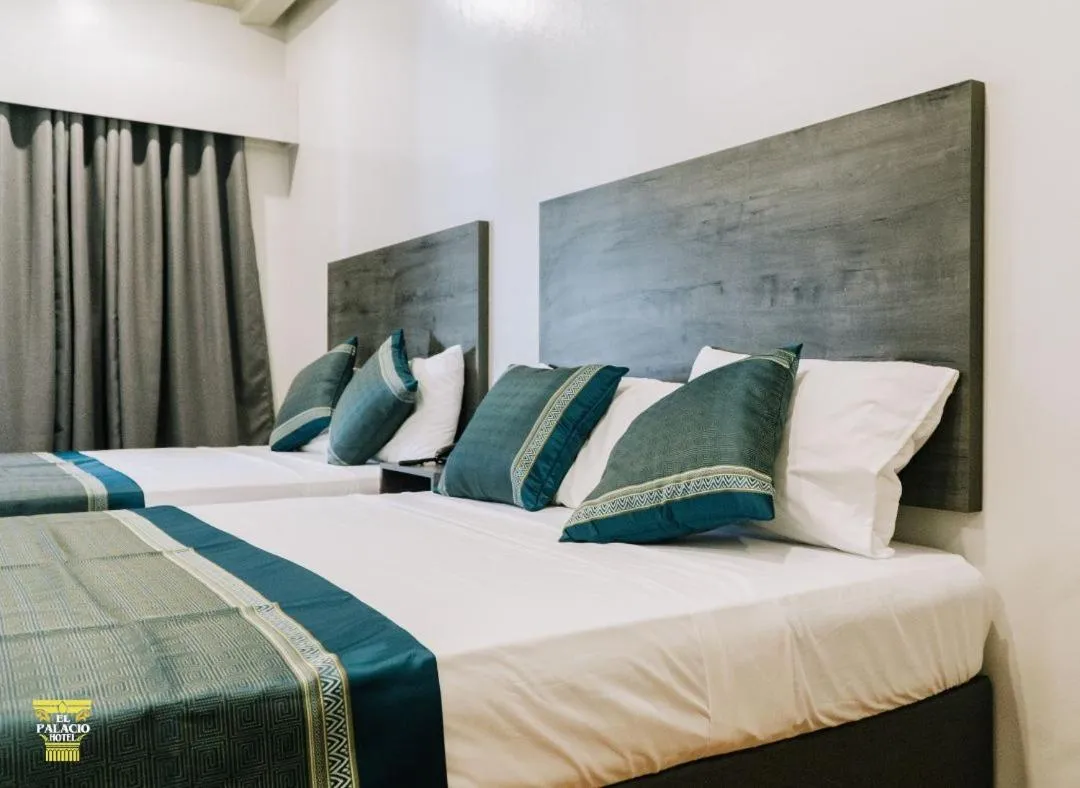 Bed in El Palacio Hotel & Resort