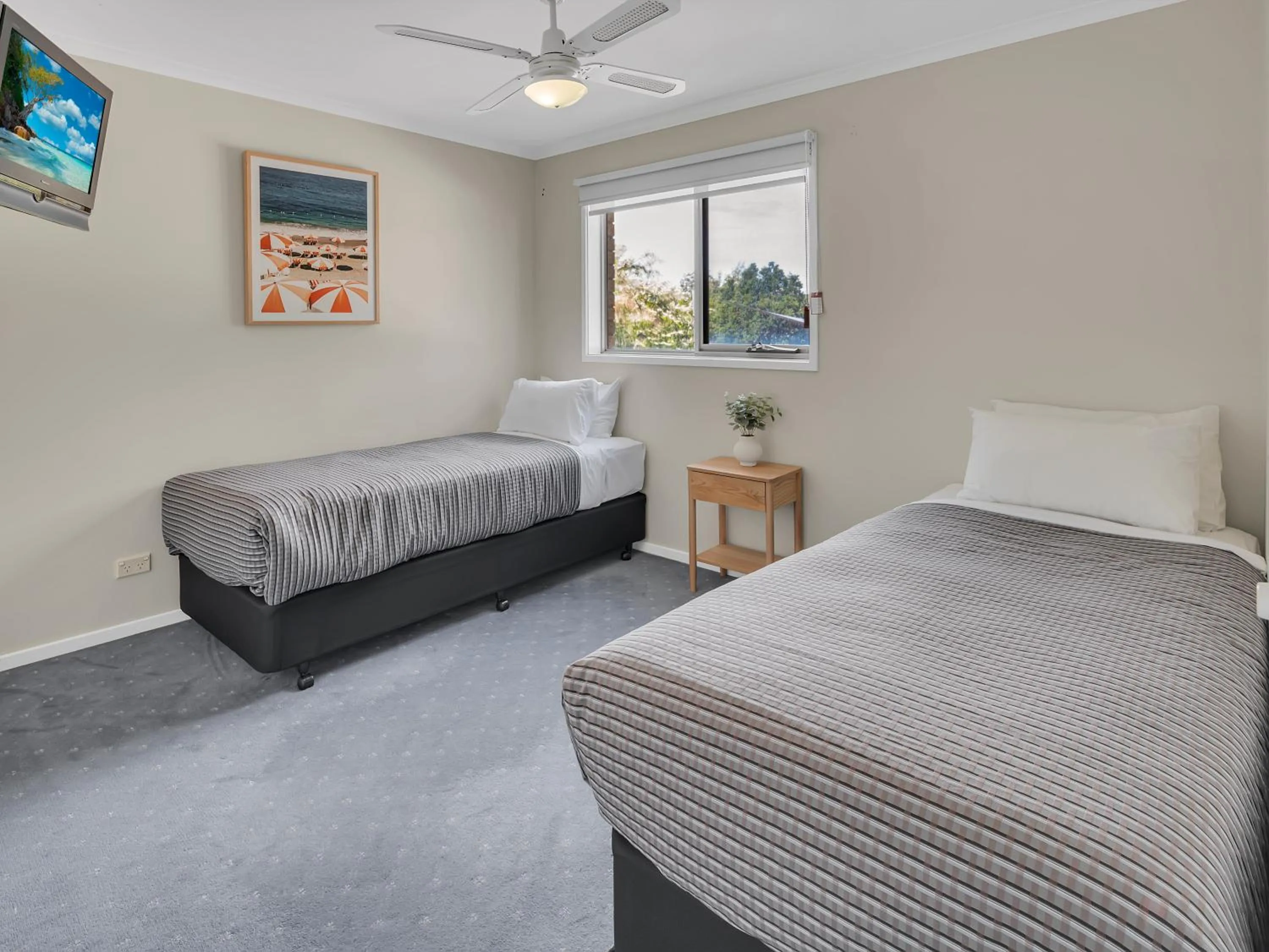 Bed in BIG4 Ingenia Holidays Queenscliff Beacon