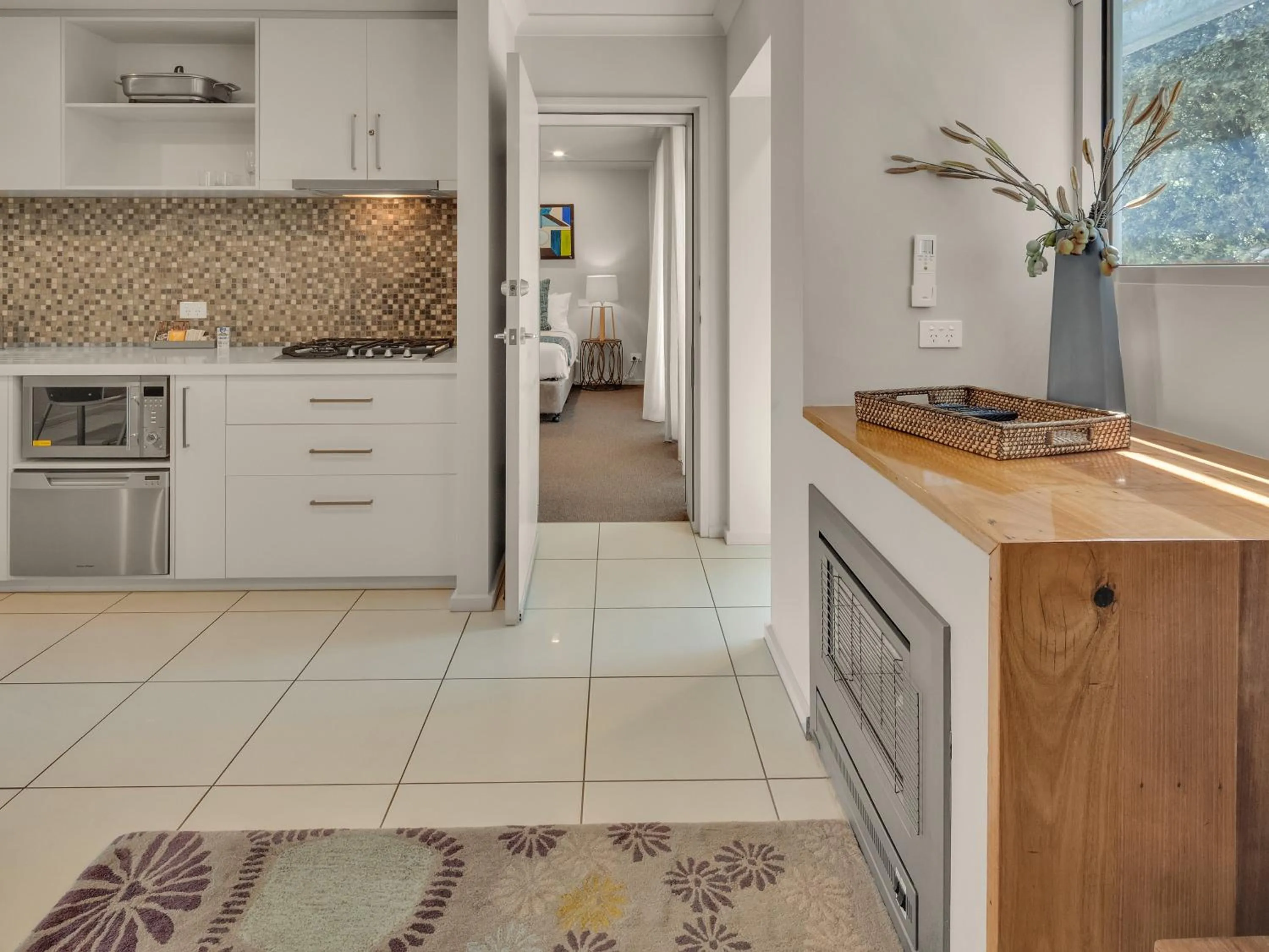Kitchen or kitchenette in BIG4 Ingenia Holidays Queenscliff Beacon