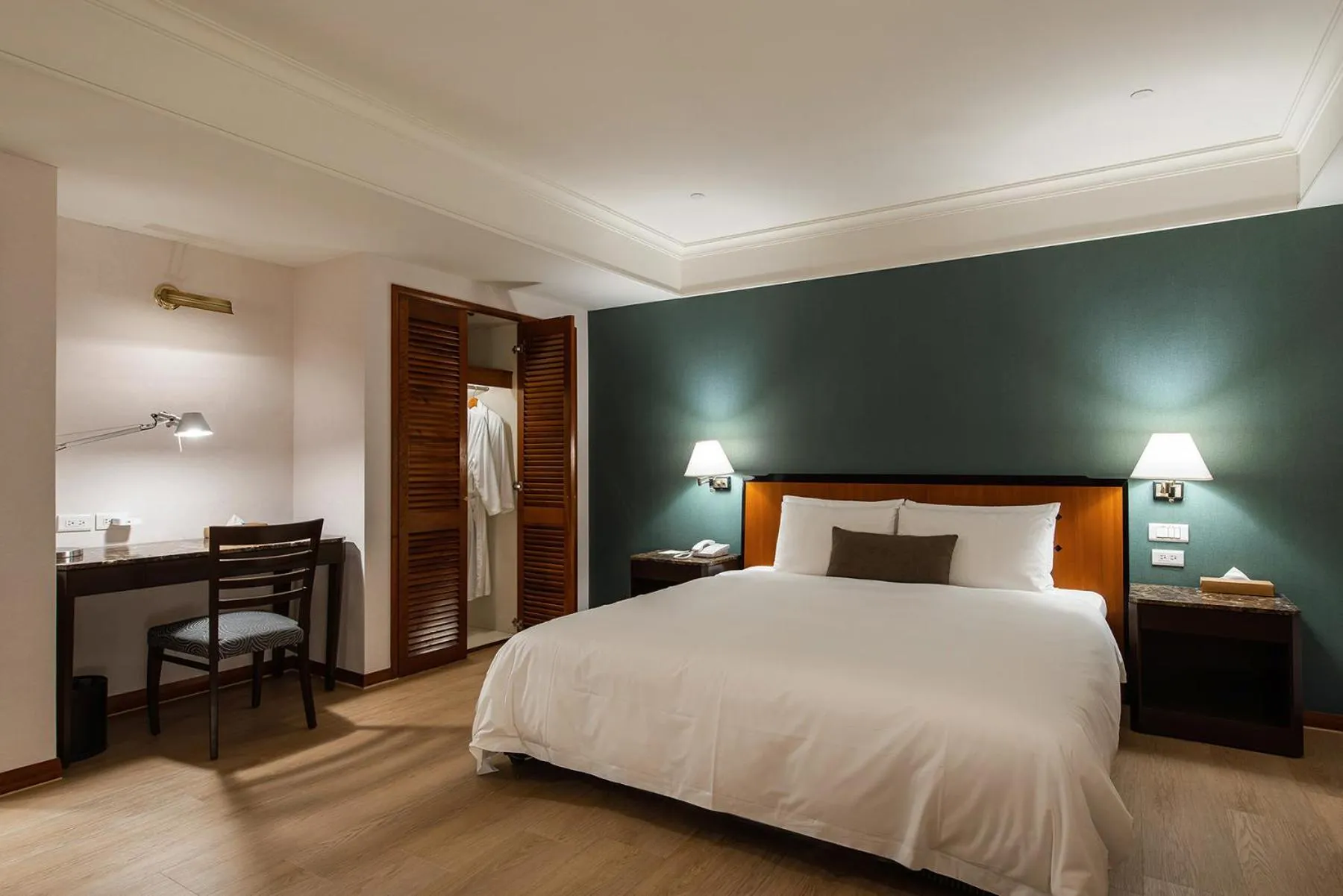 Bed in Hotel National