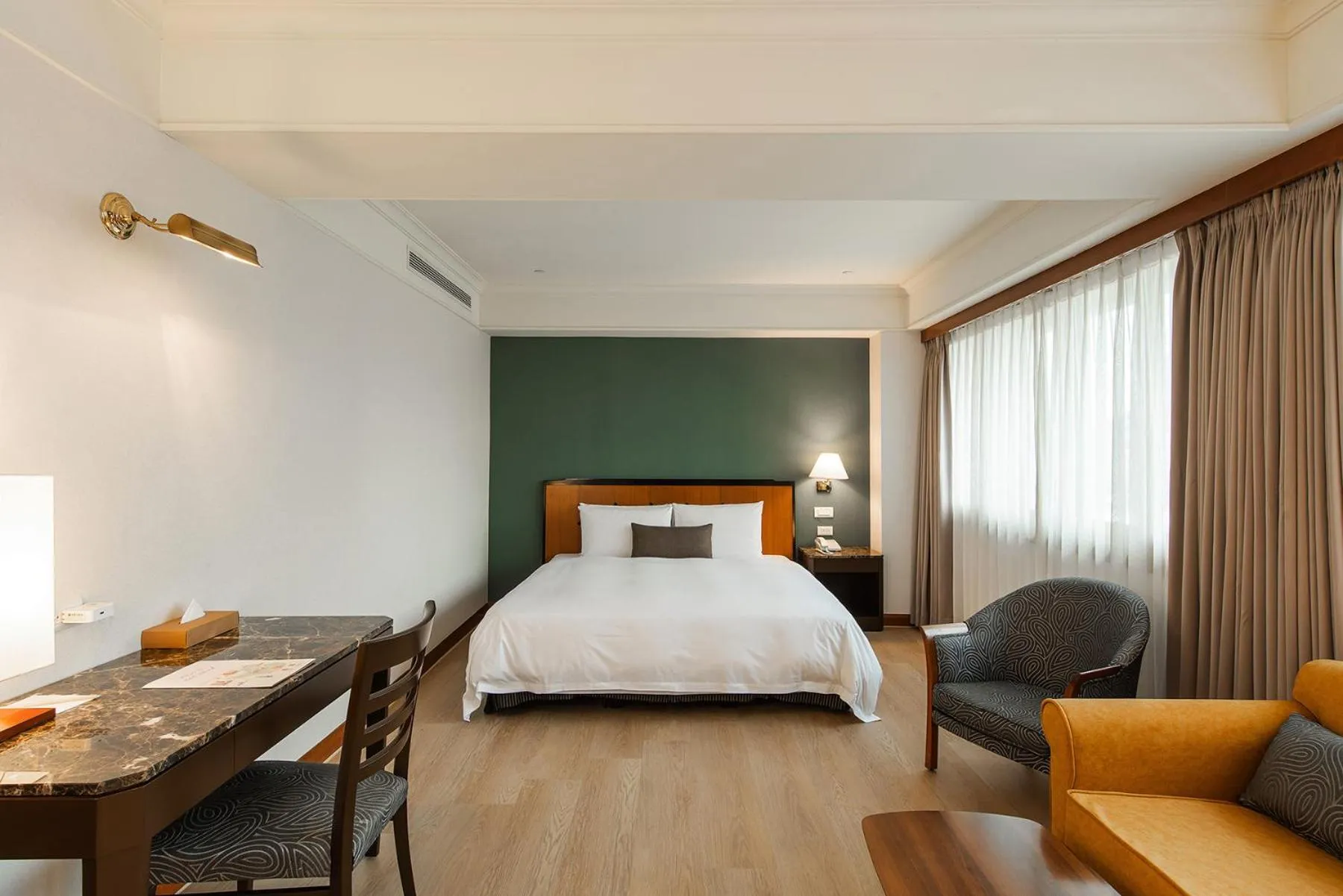 Bed in Hotel National