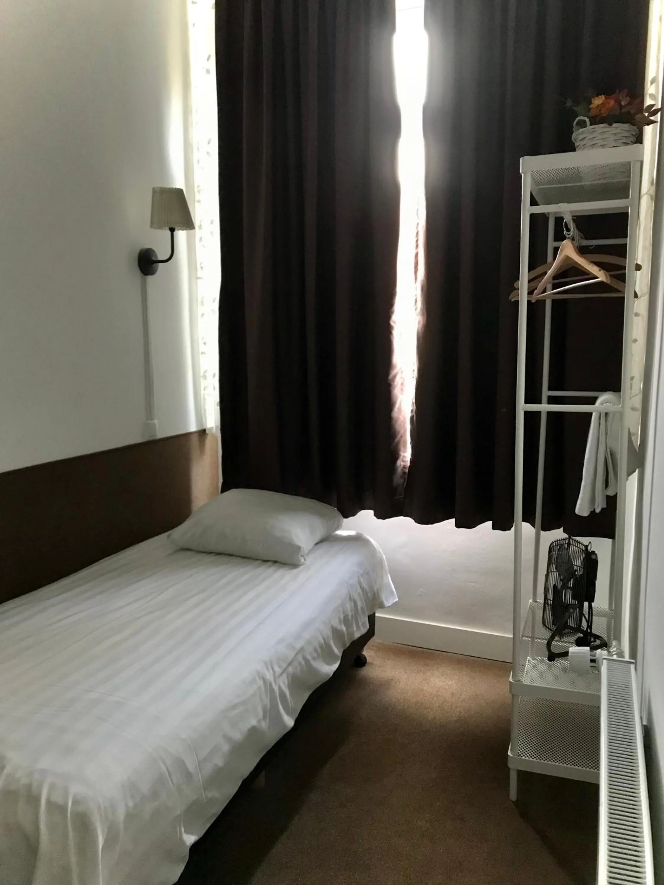 Bed in New City Hotel Scheveningen