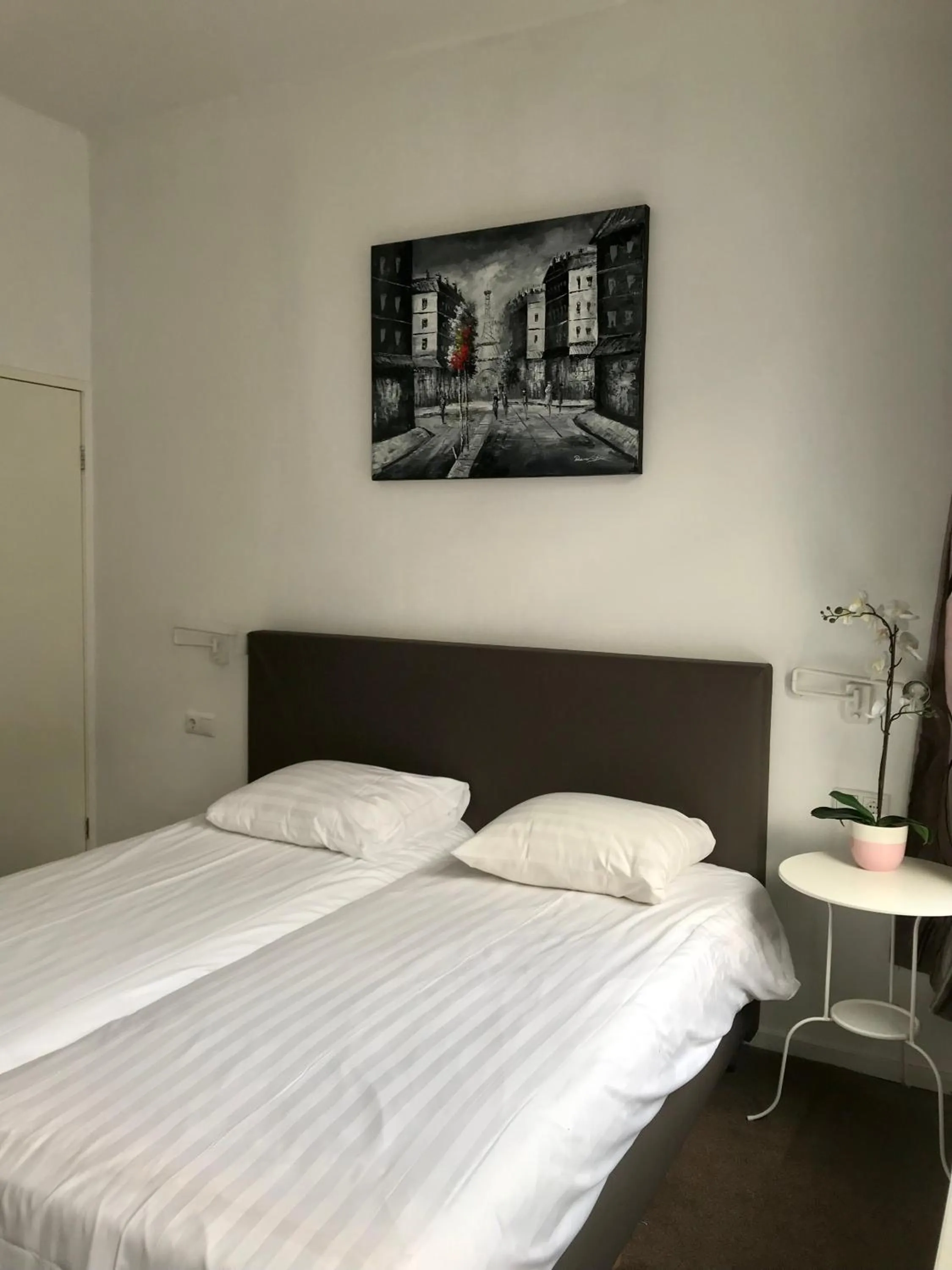 Bedroom, Bed in New City Hotel Scheveningen