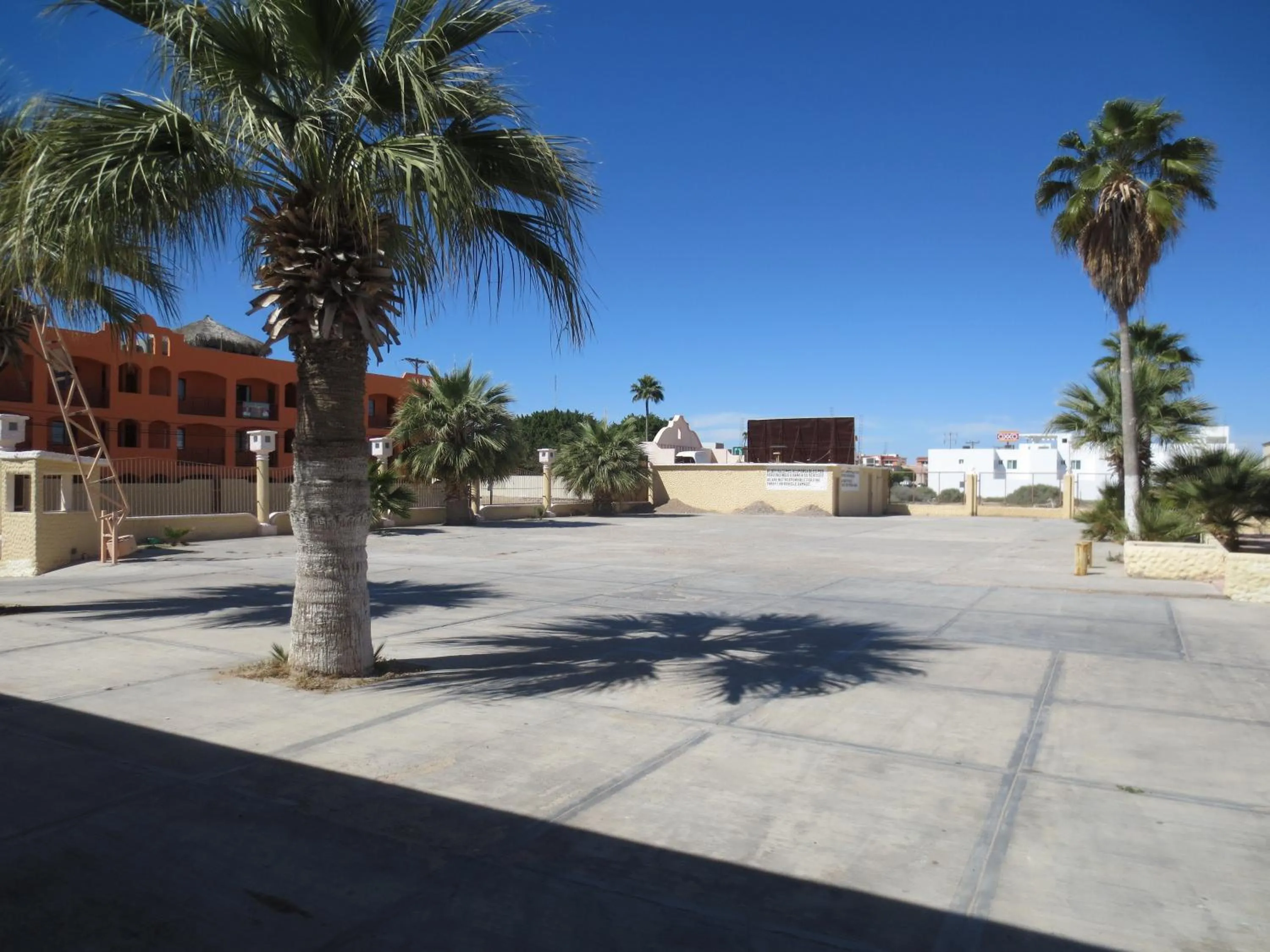 Property building in Hotel Plaza Peñasco