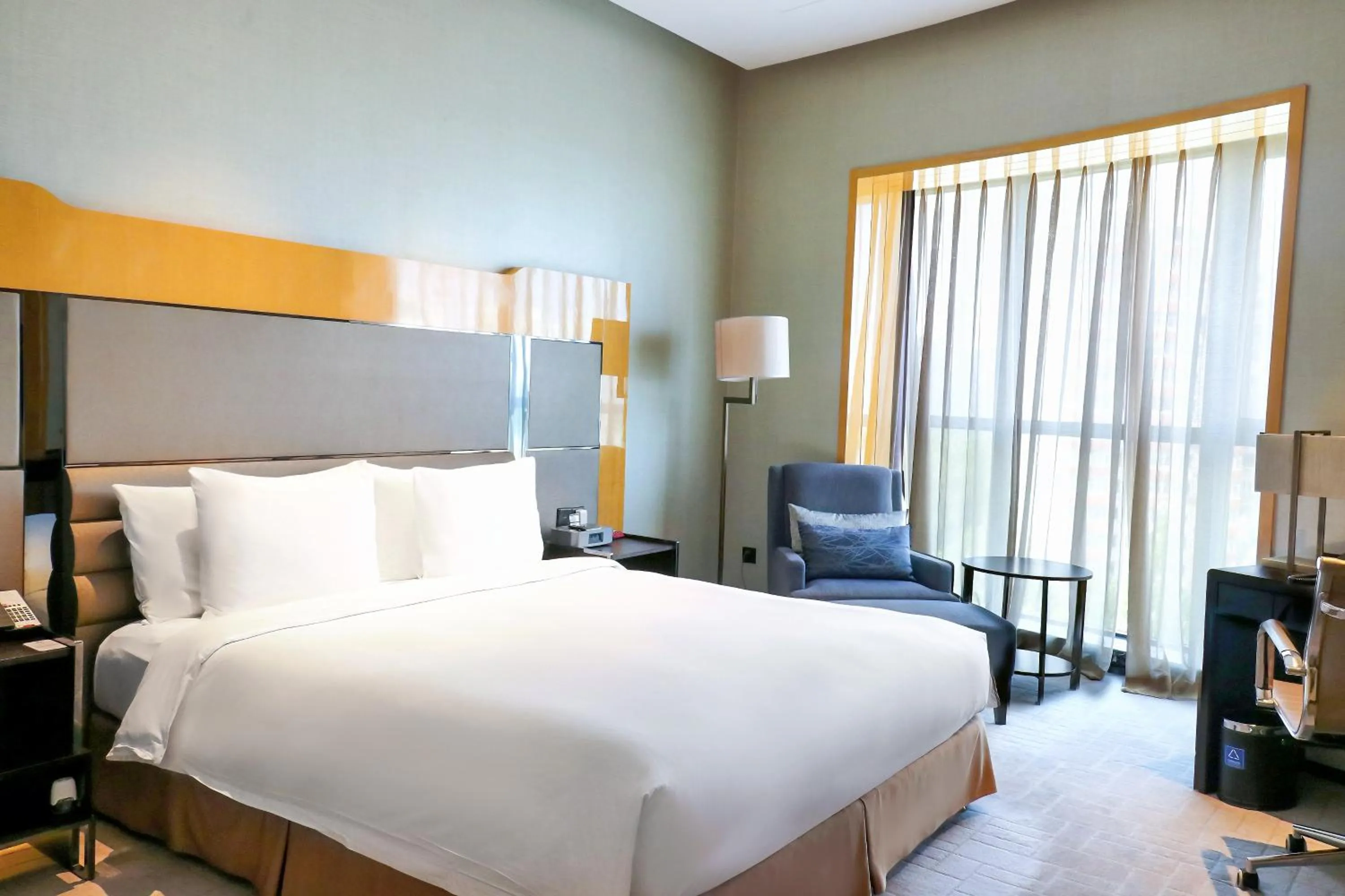 Bed in Crowne Plaza Beijing Lido by IHG