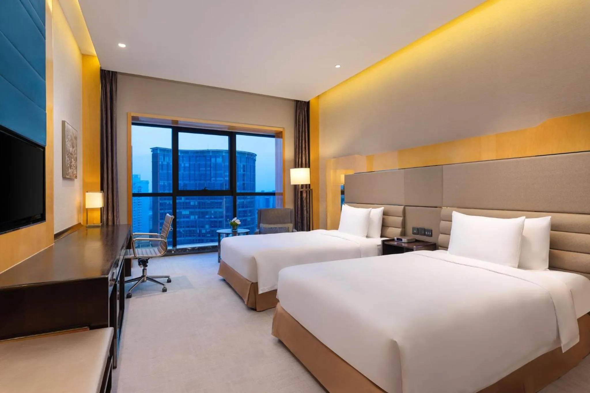 Photo of the whole room, Bed in Crowne Plaza Beijing Lido by IHG