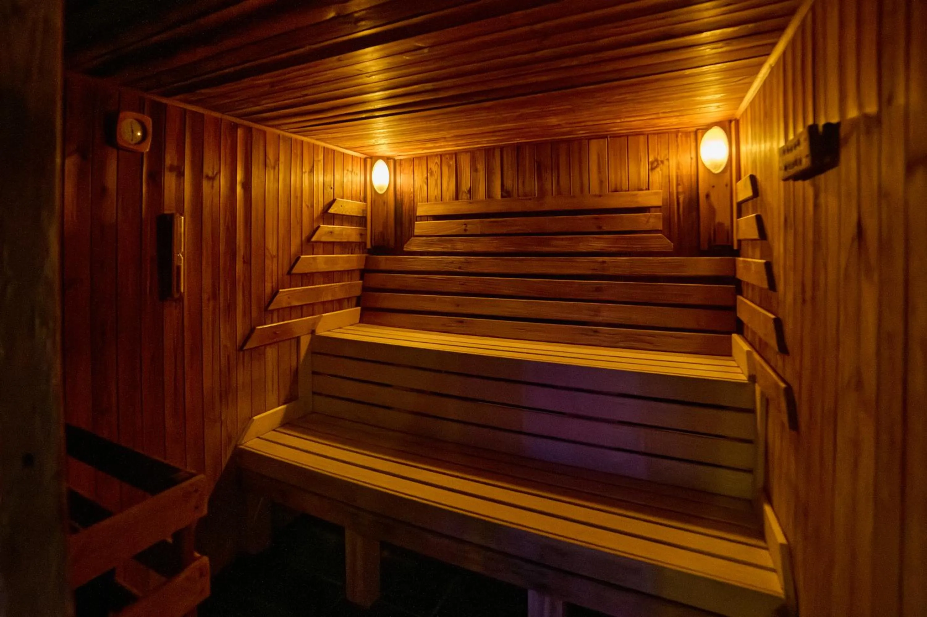 Steam room in The Barn Hotel & Spa