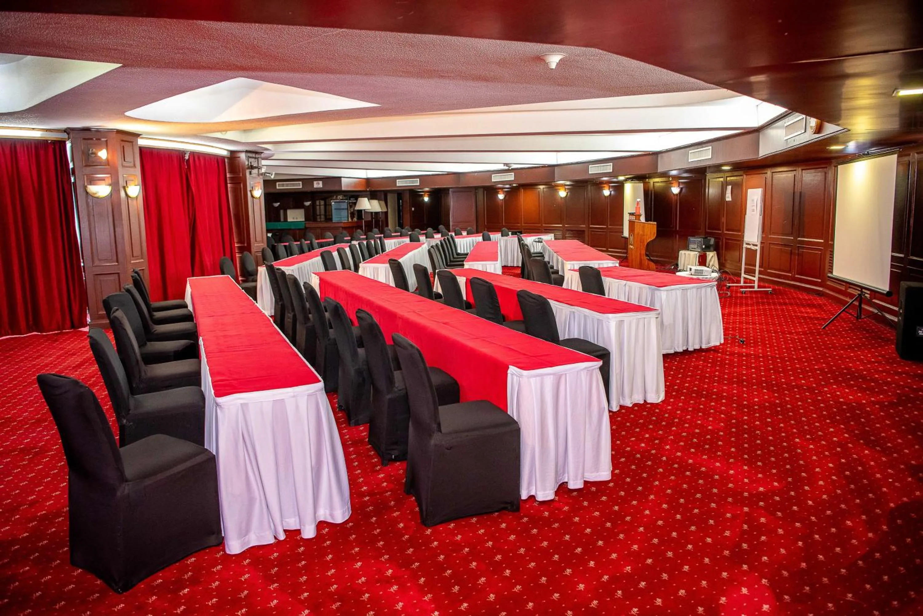 Meeting/conference room in Nairobi Safari Club by Swiss-Belhotel