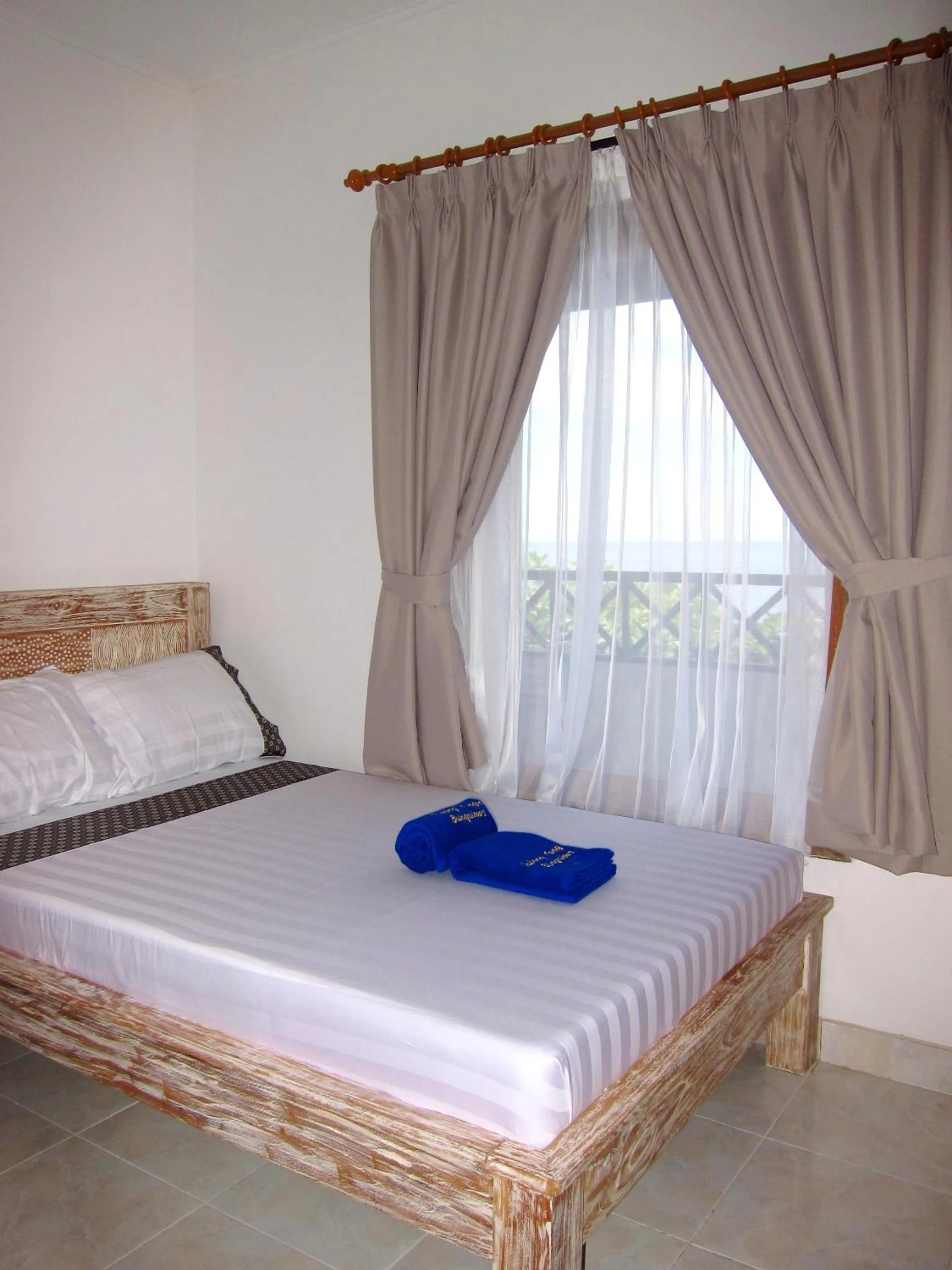 Bedroom, Bed in Galang Kangin Bungalows