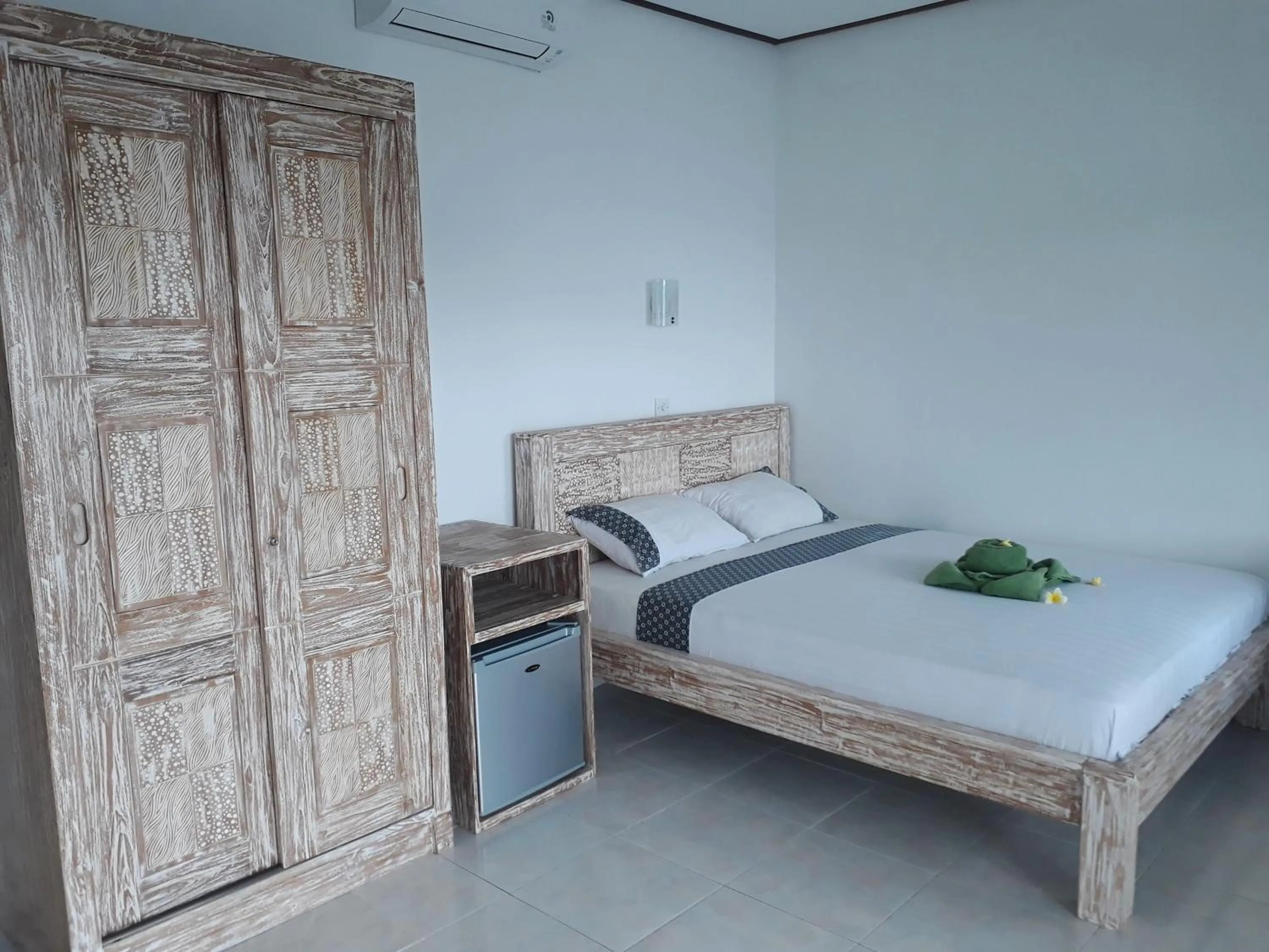 Bed in Galang Kangin Bungalows