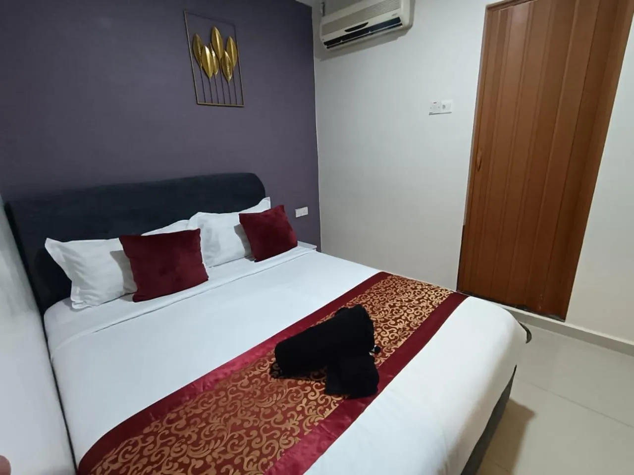 Bed in L Ferringhi Hotel