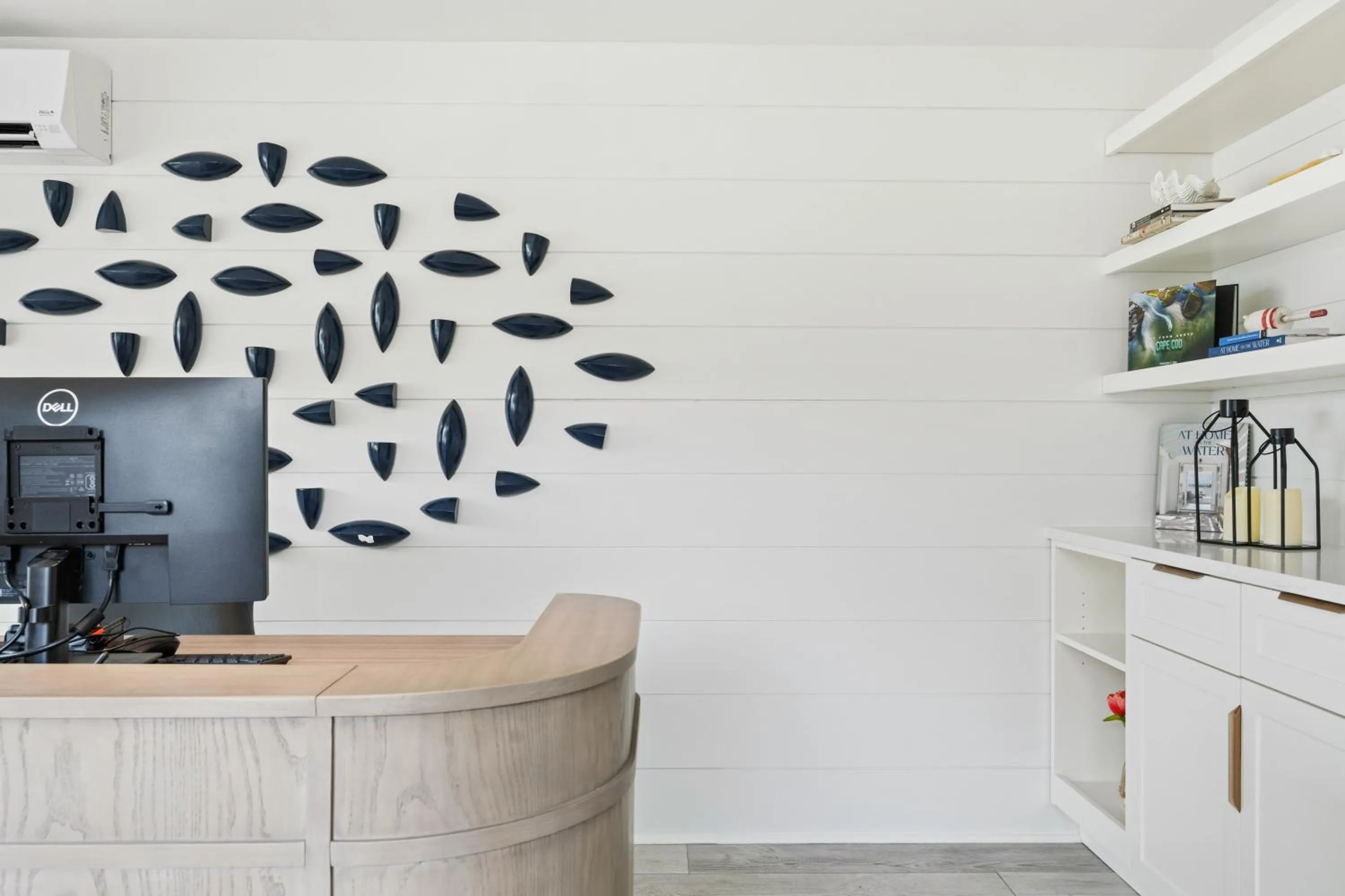 Lobby or reception in Greyfinch Chatham Inn