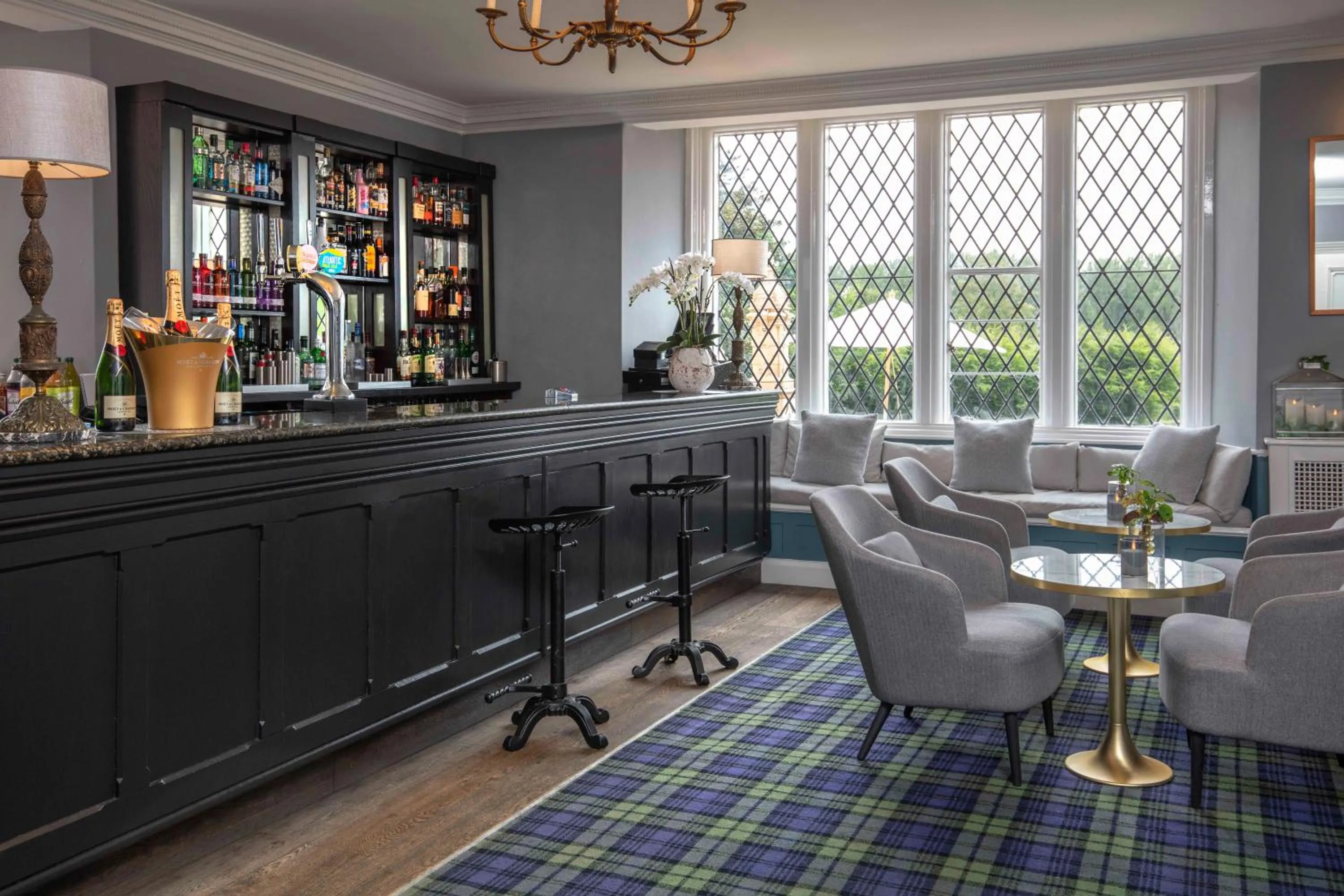 Lounge or bar in Crewe Hall Hotel & Spa - Cheshire