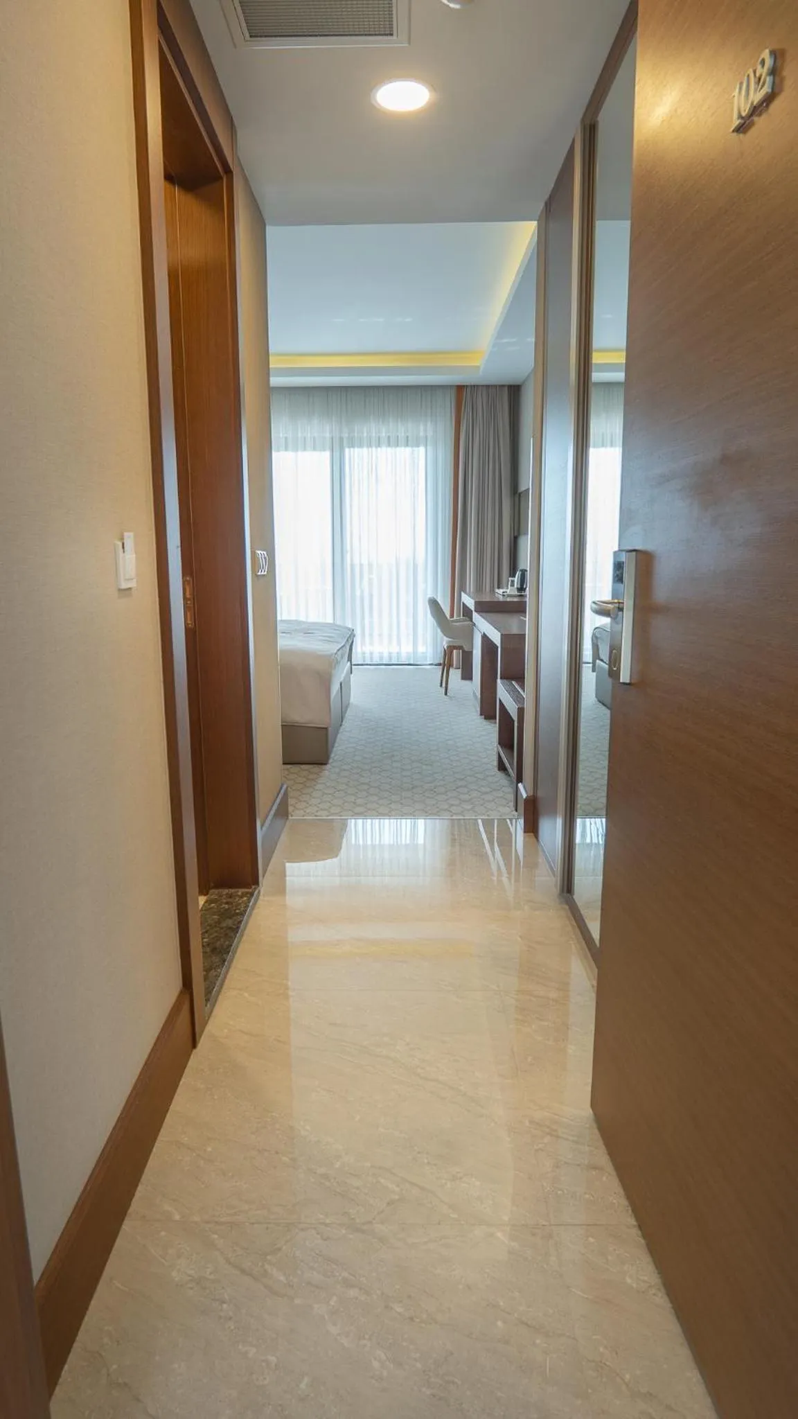 Photo of the whole room, Bed in Motel Heksapolis