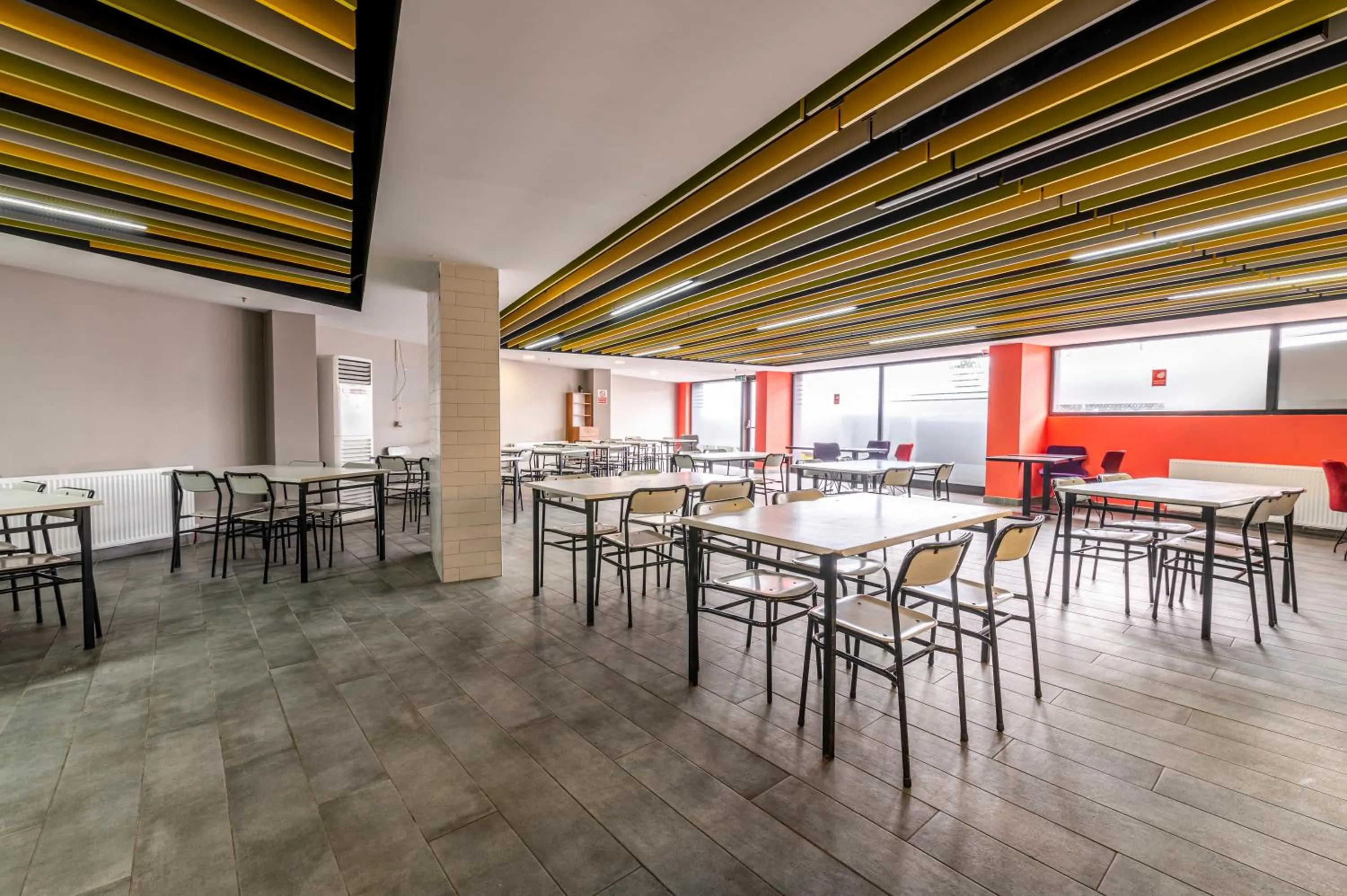 Royal Luxury Hotels Suites