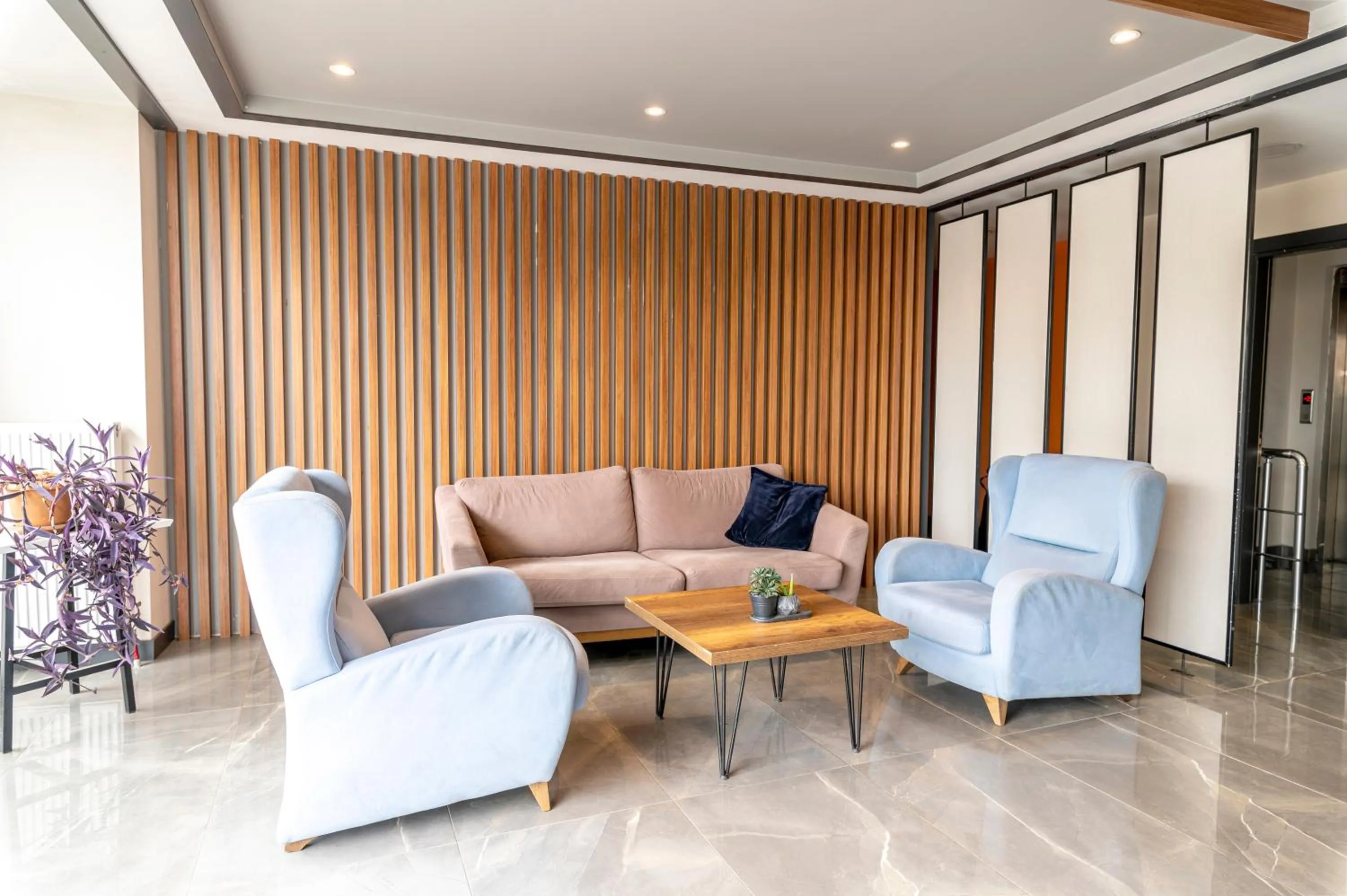 Lobby or reception in Royal Luxury Hotels Suites