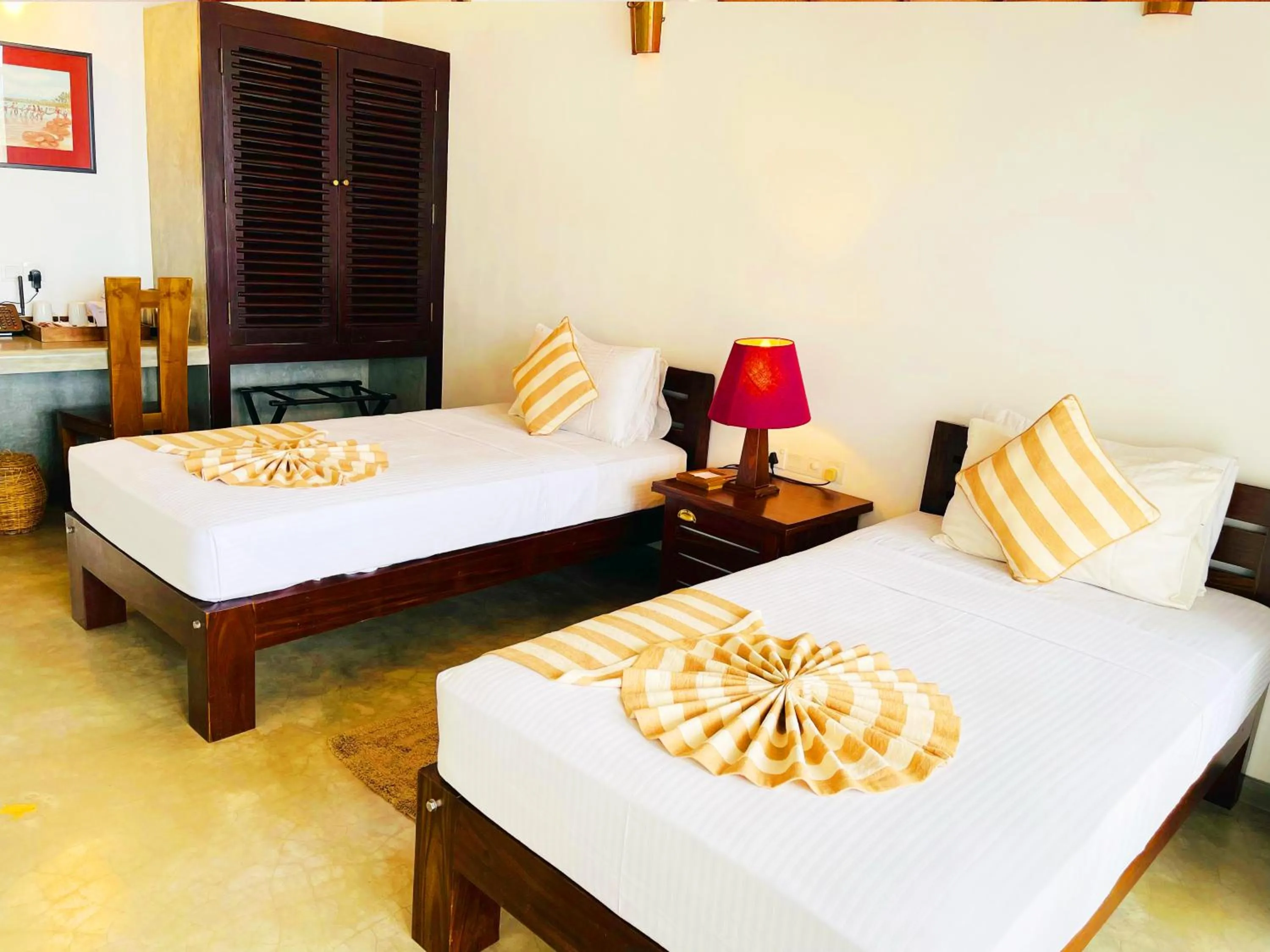 Bed in Tartaruga Beach Unawatuna