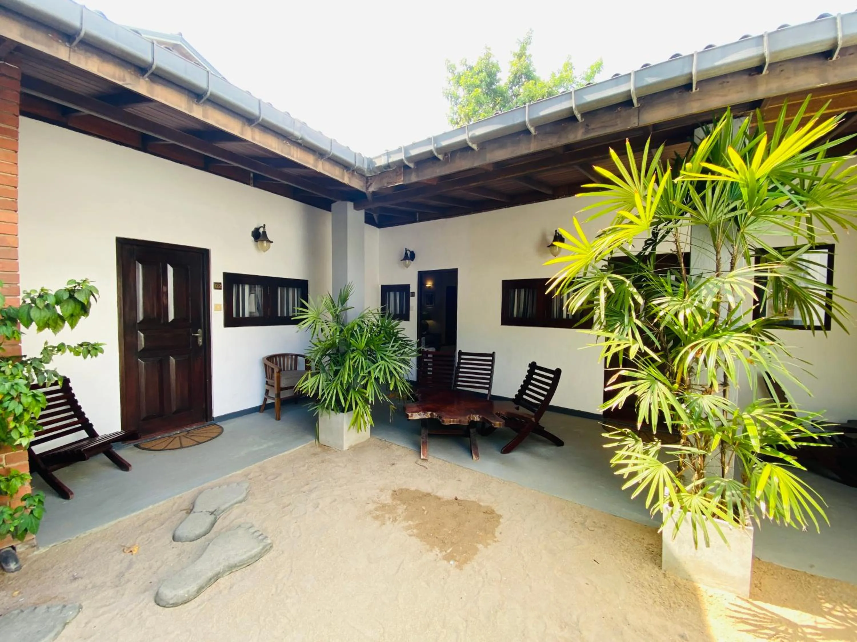 Garden view in Tartaruga Beach Unawatuna