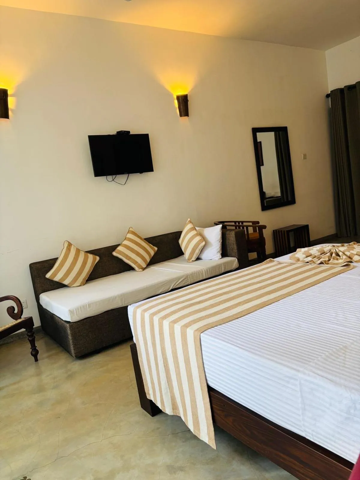 Photo of the whole room, Bed in Tartaruga Beach Unawatuna