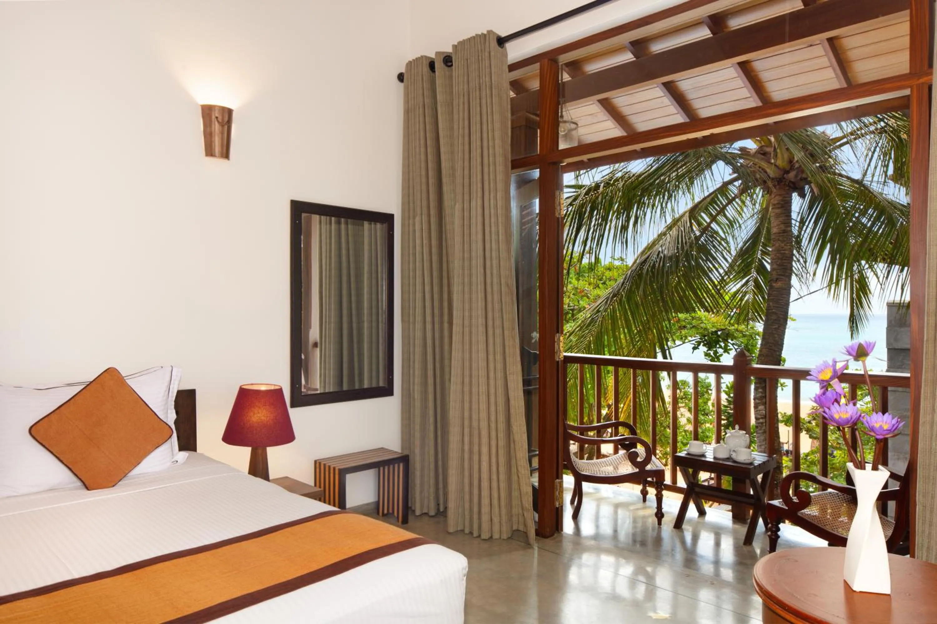 Sea view, Bed in Tartaruga Beach Unawatuna