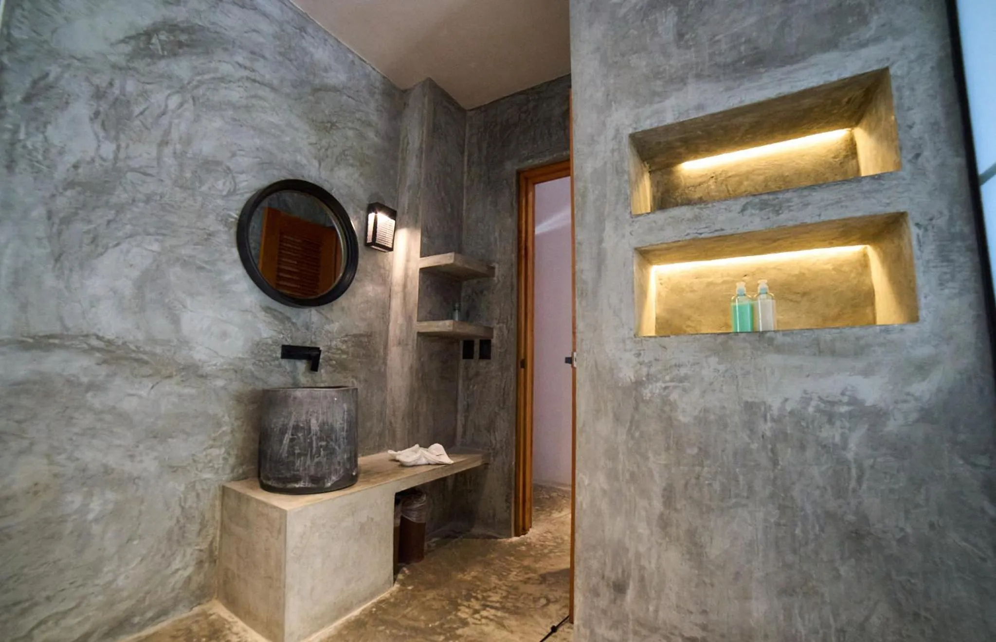 Shower in Casa del Viento by ÓOL Hotels