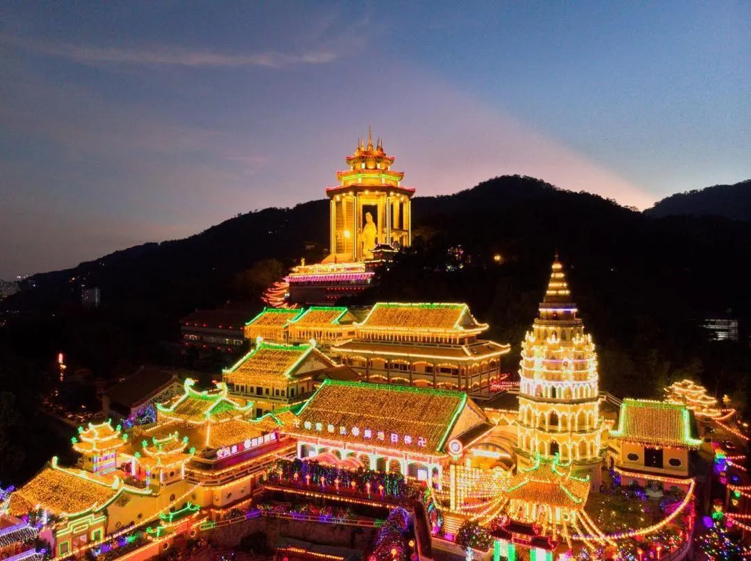 Nearby landmark in Sabai Sabai Guesthouse in Bayan Lepas