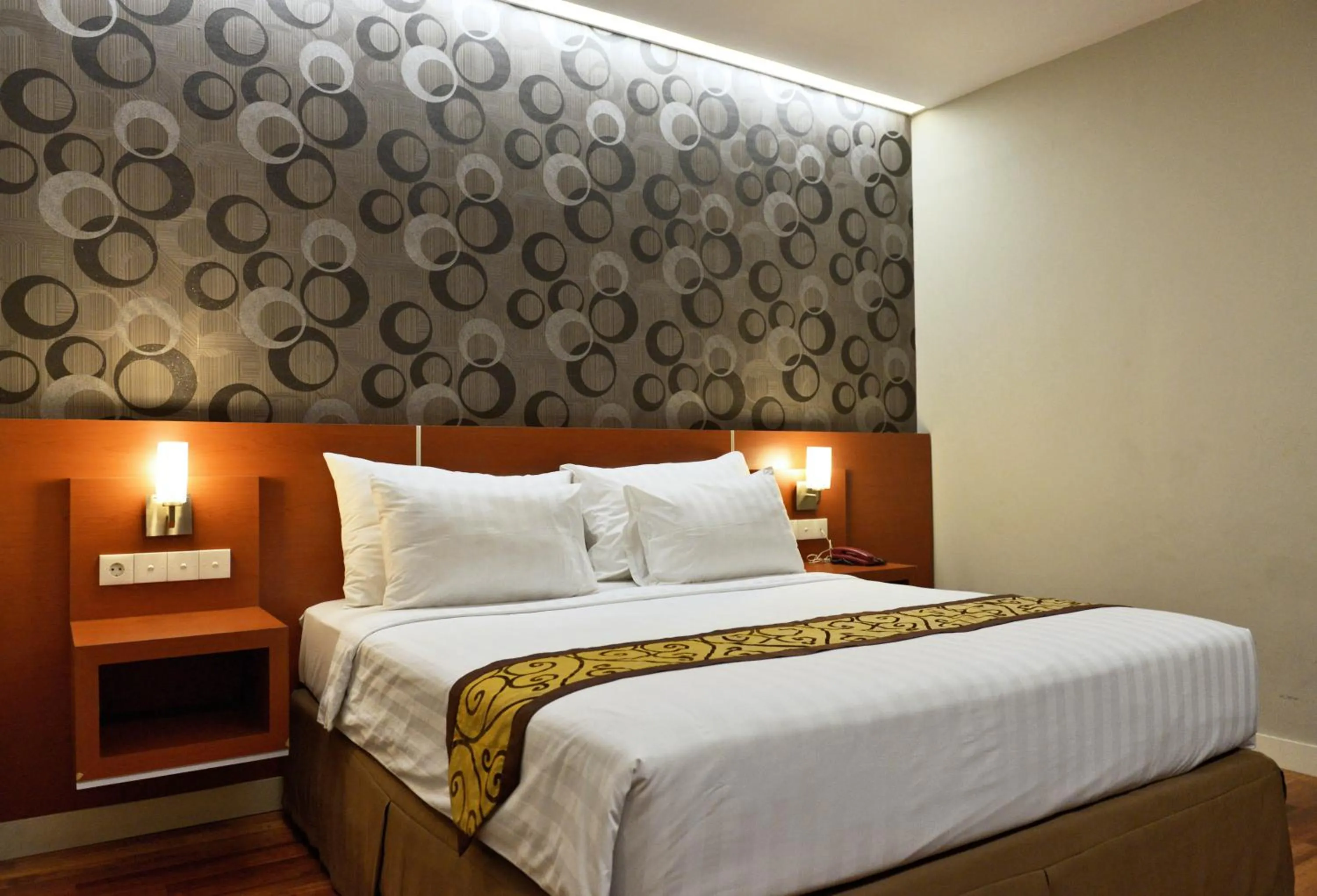Bed in Hotel Trio Indah 2