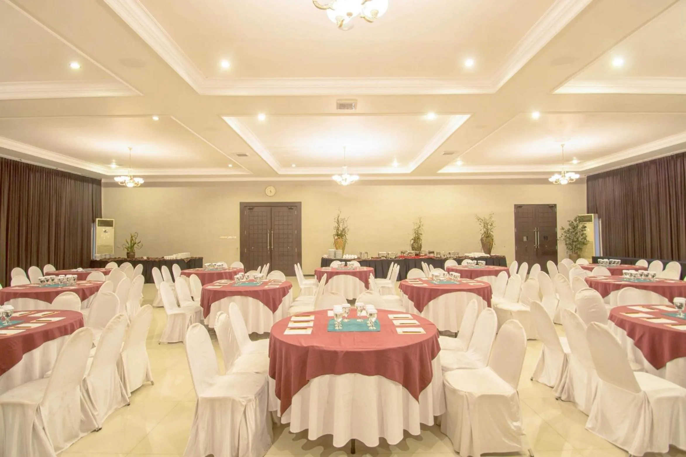 Business facilities in Hotel Trio Indah 2
