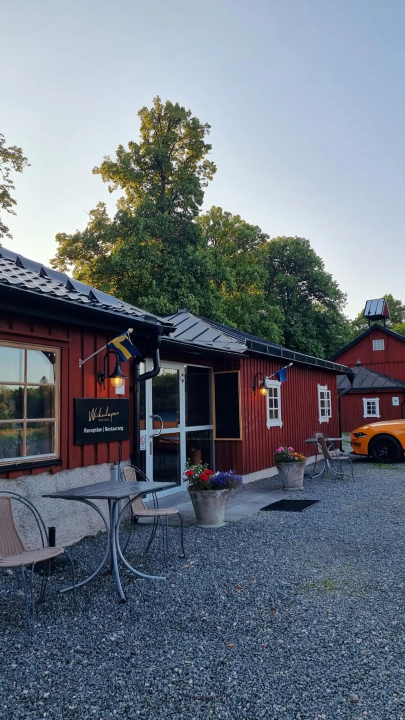 Närebo Gårdshotell & Restaurang