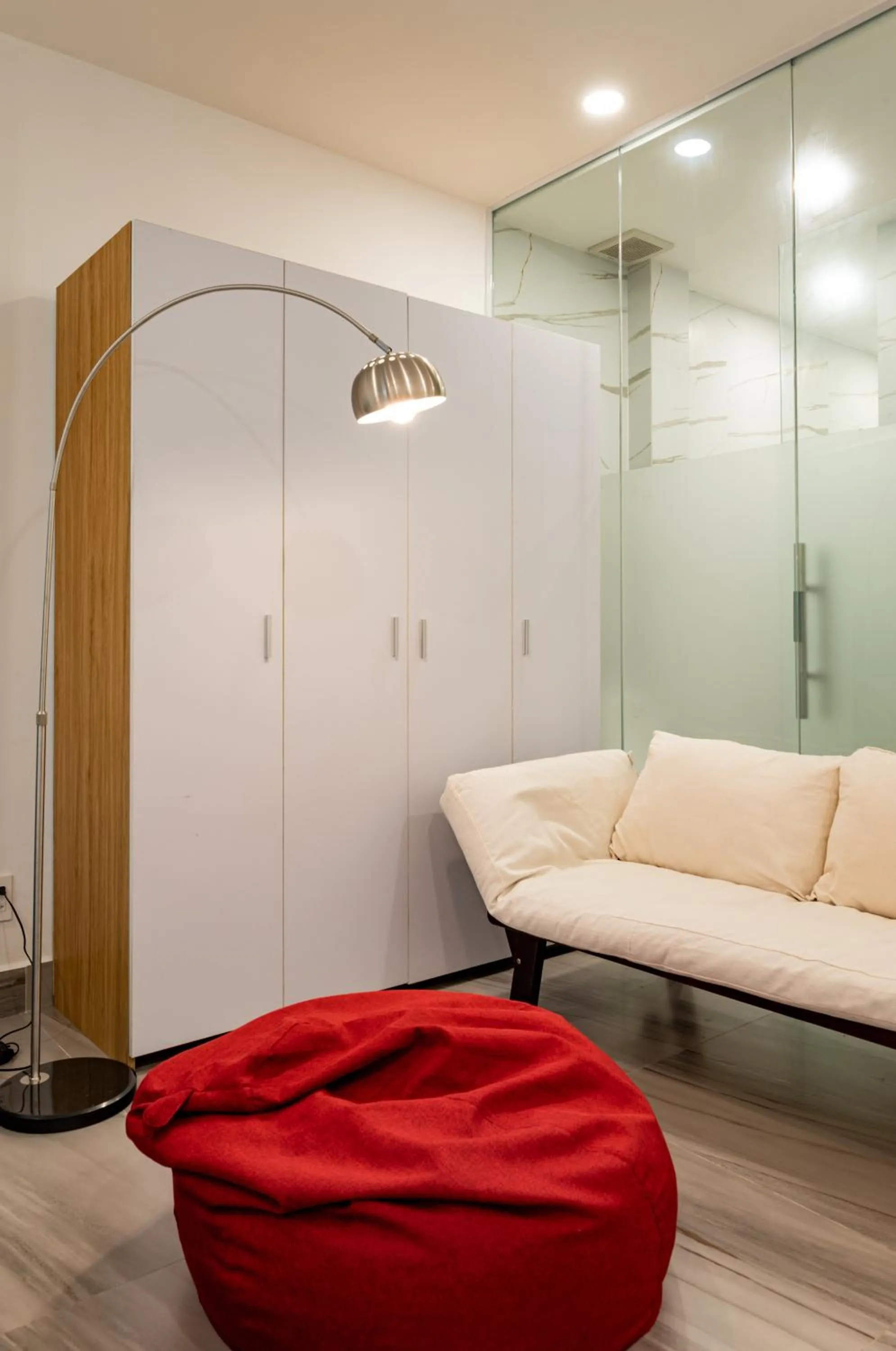 Guests in LalaHouse Spring Apartment - Saigon Center