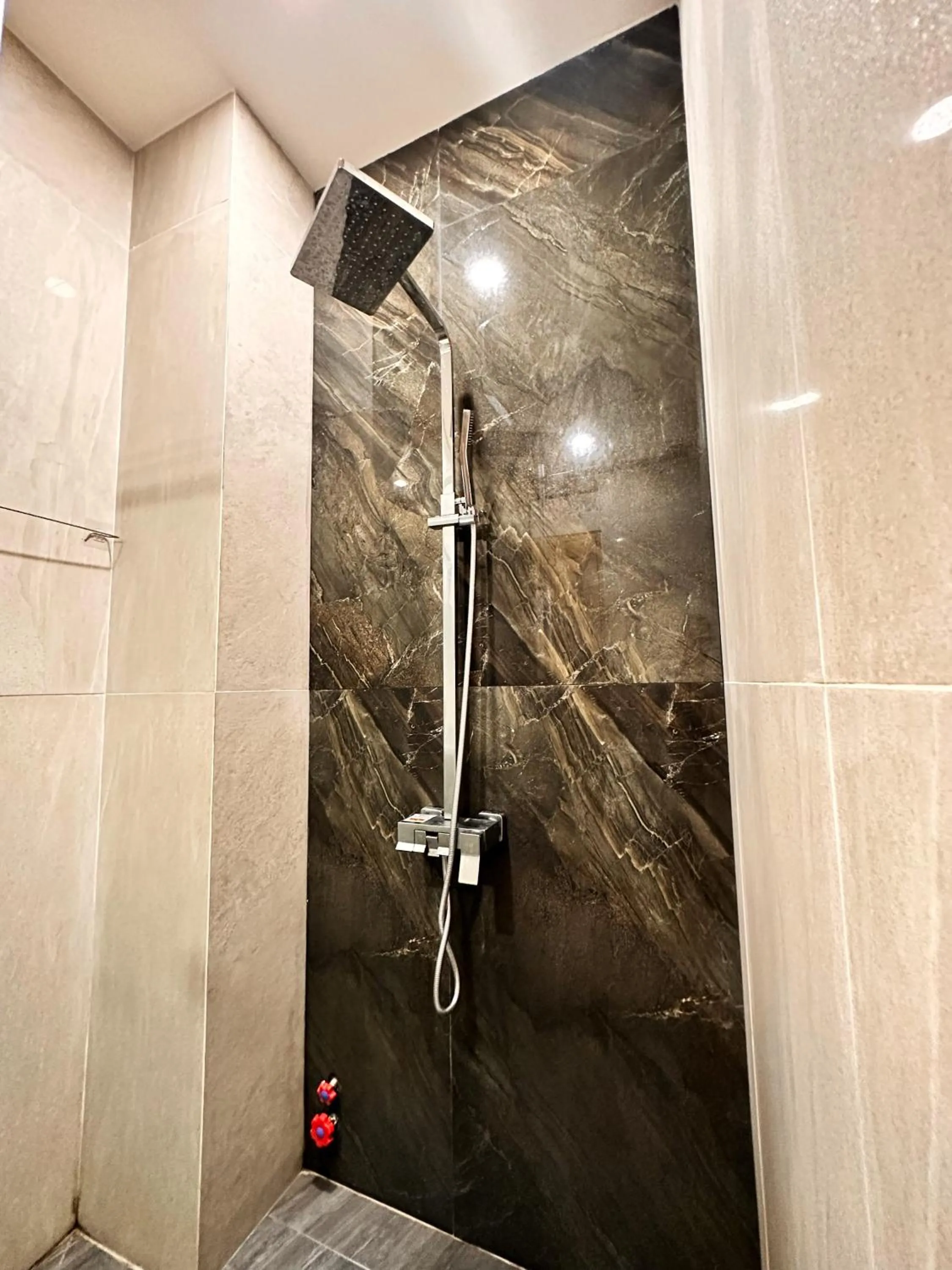 Shower in LalaHouse Spring Apartment - Saigon Center