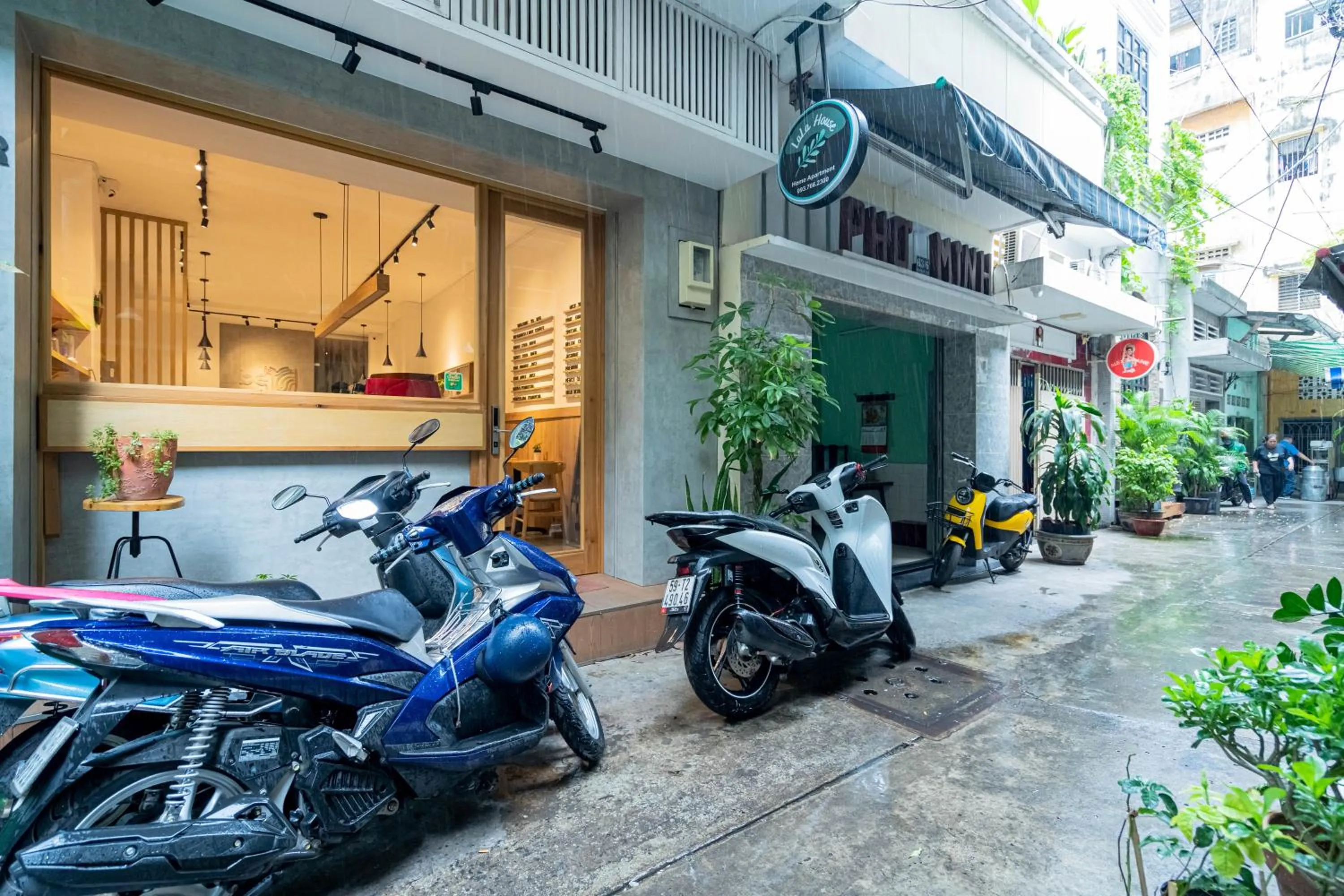 Day in LalaHouse Spring Apartment - Saigon Center