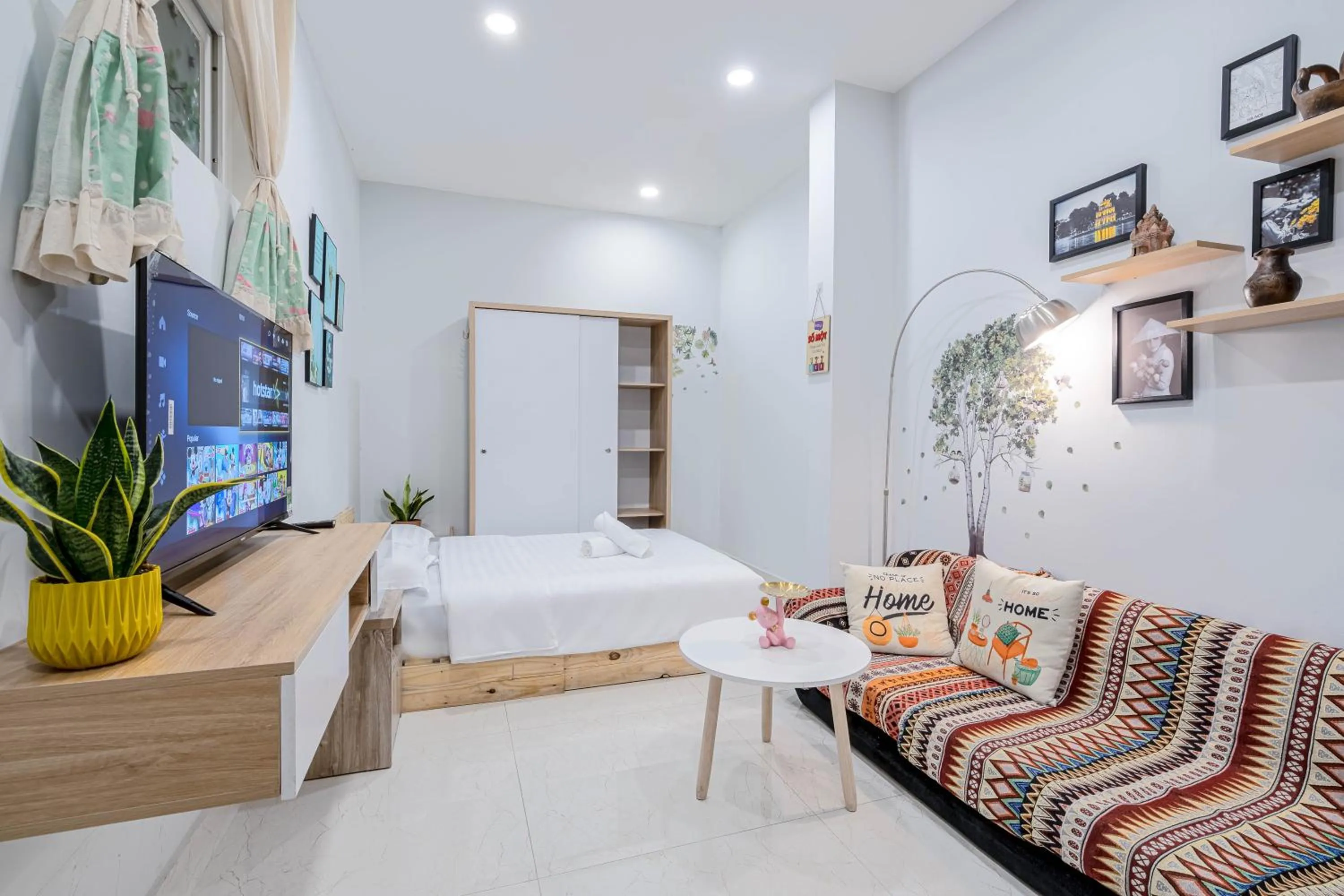 Bed in LalaHouse Spring Apartment - Saigon Center