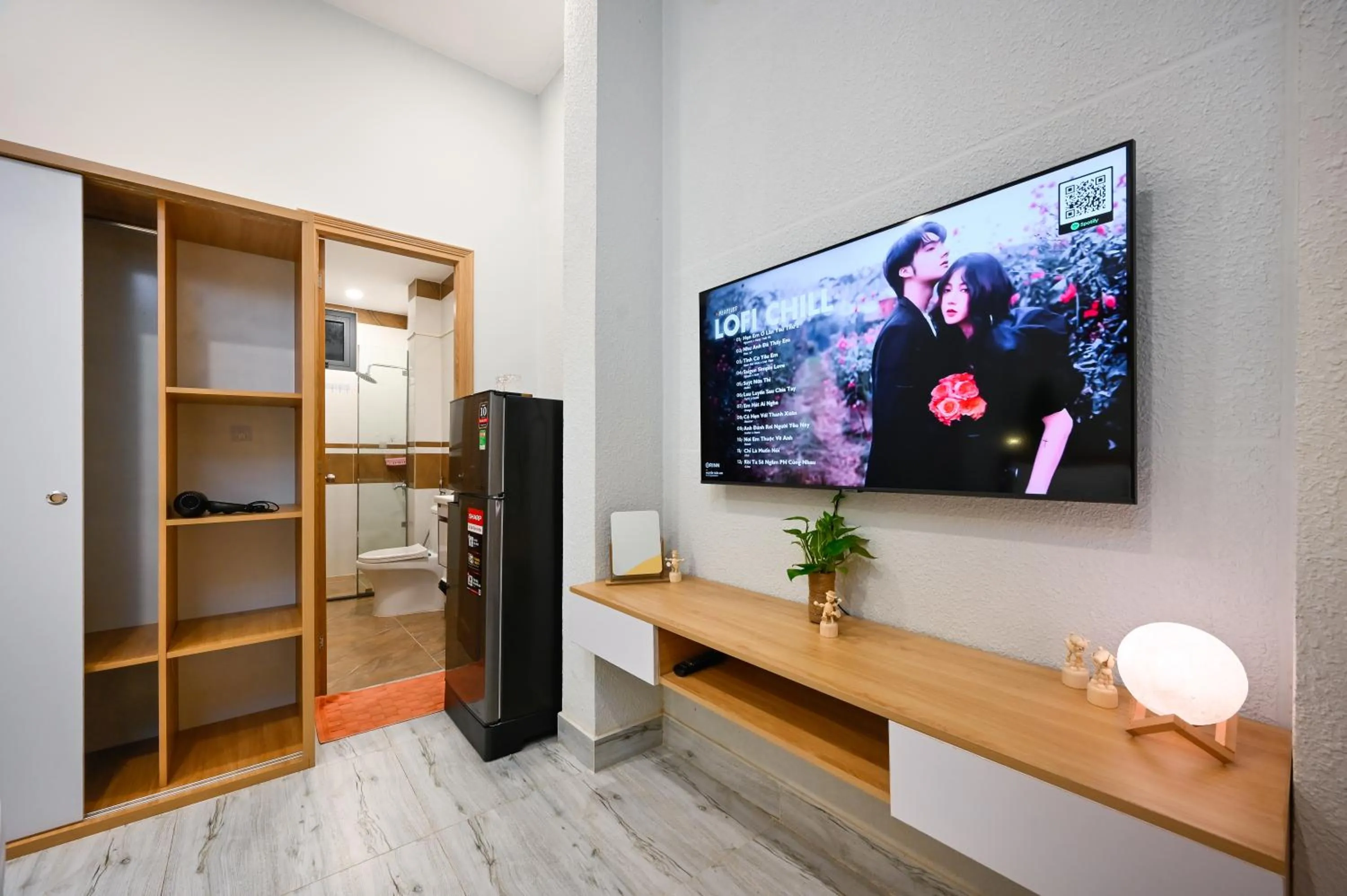 LalaHouse Spring Apartment - Saigon Center