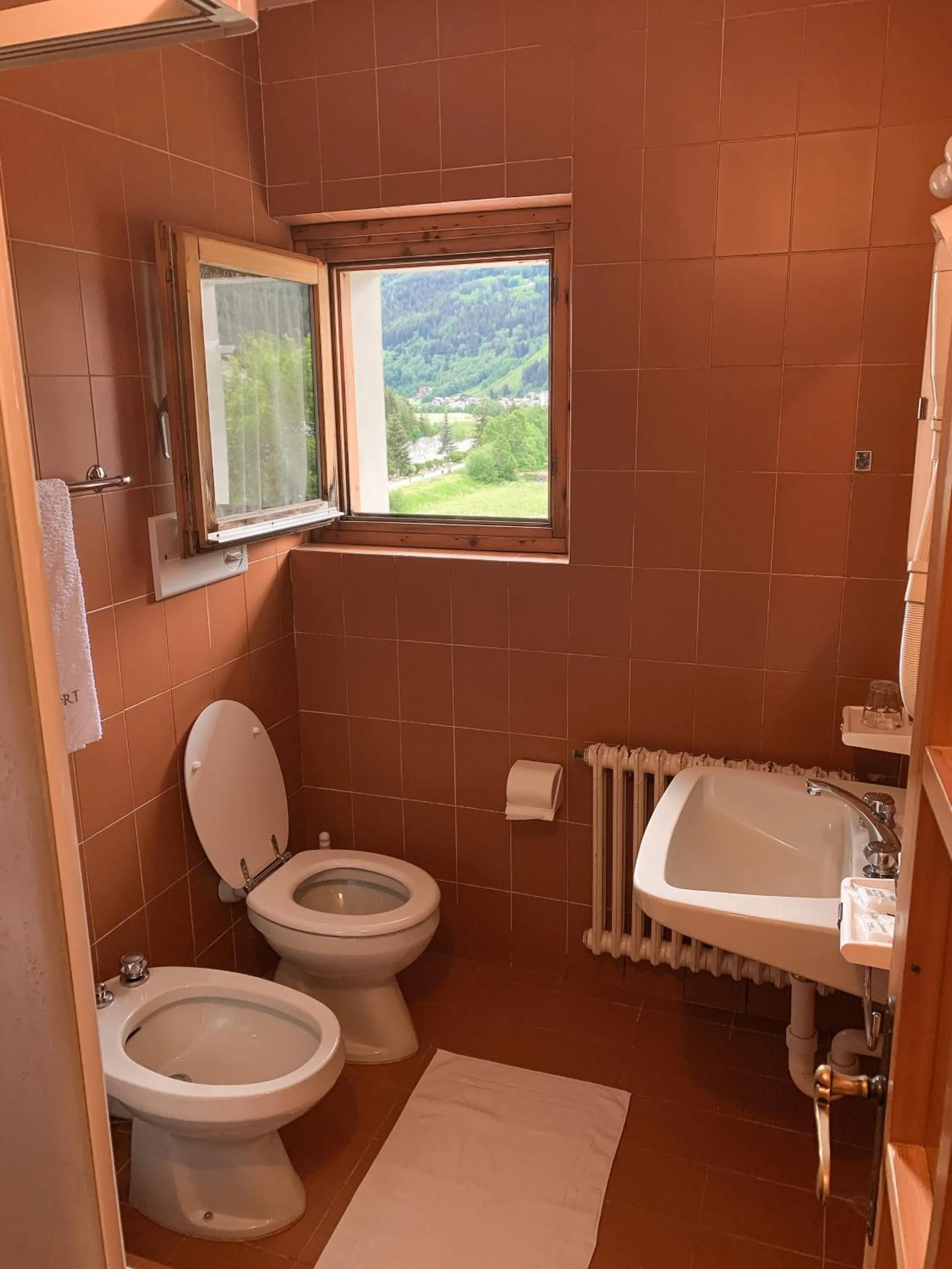 Bathroom in Meublè Sci Sport