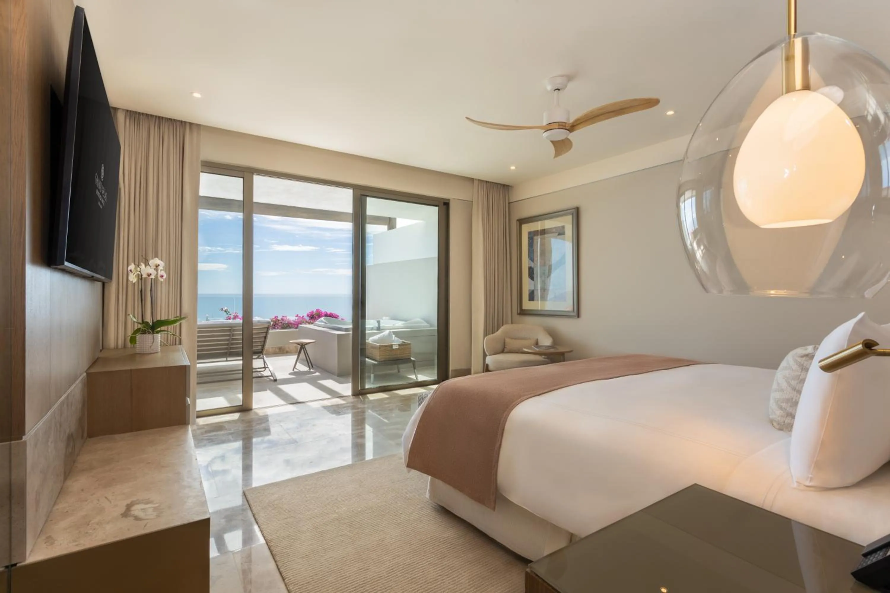 Sea view, Bed in Grand Velas Boutique Hotel