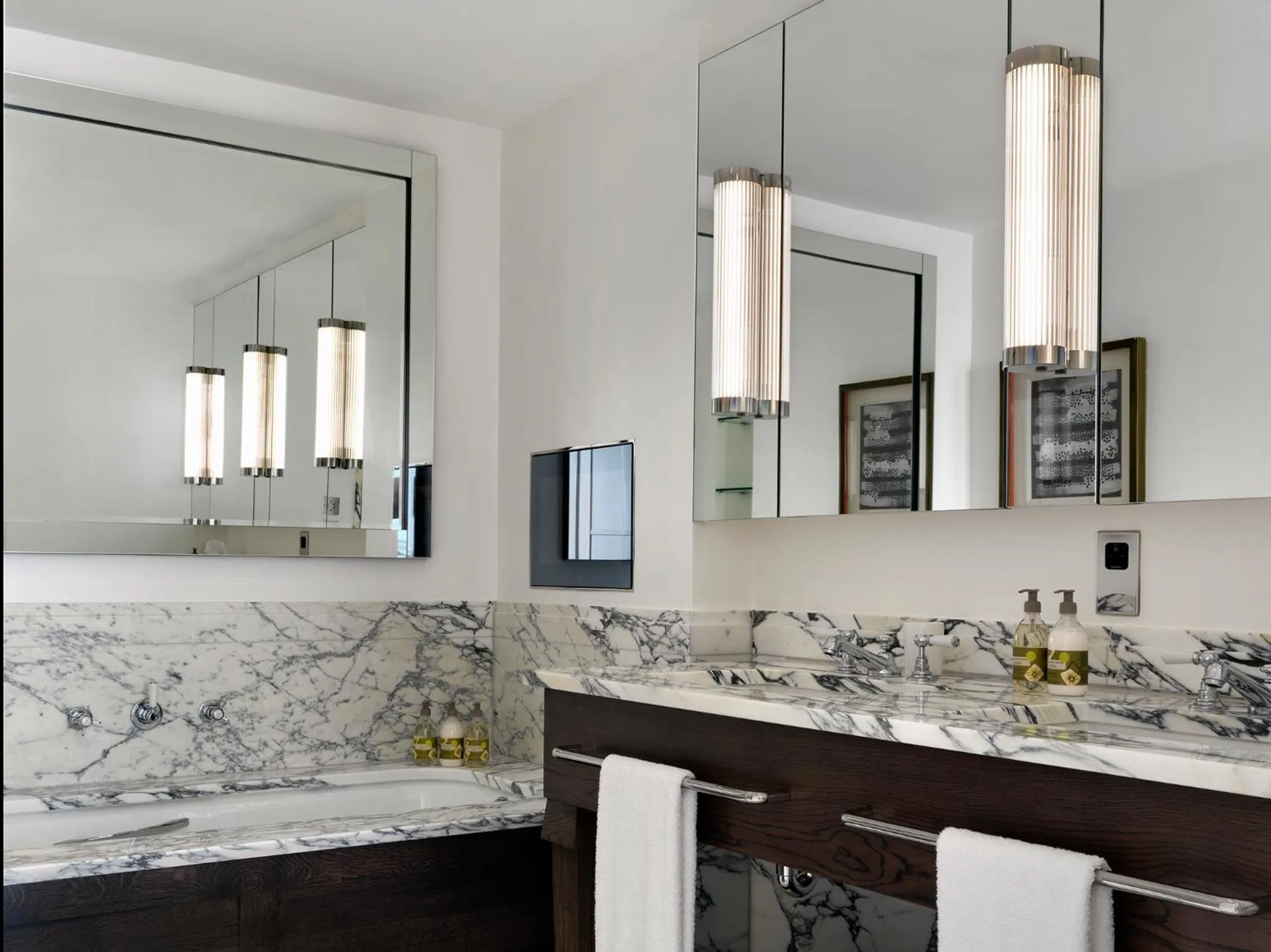 Bathroom in Ham Yard Hotel, Firmdale Hotels