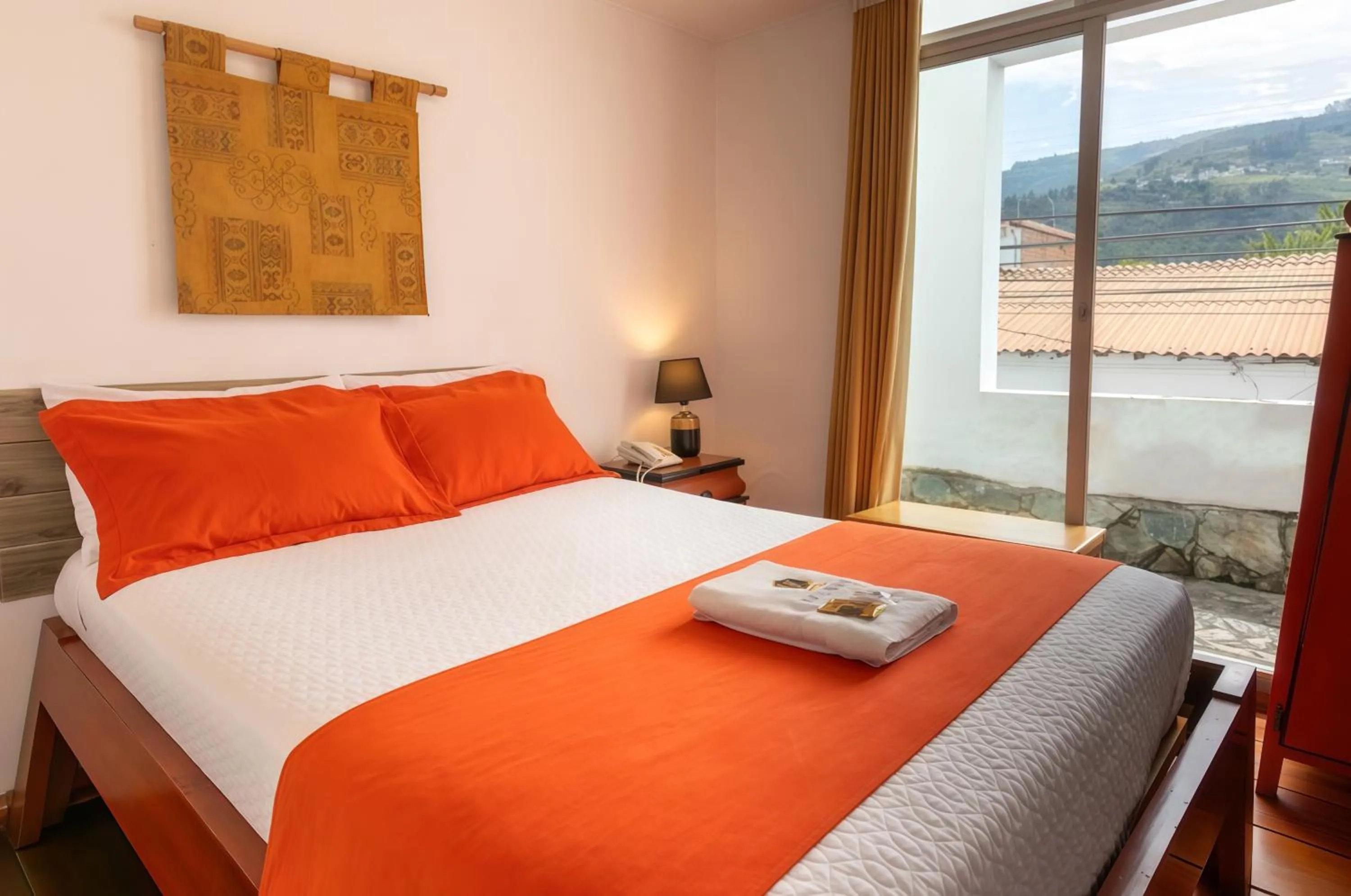 Property building, Bed in HOSTAL DEL RÍO