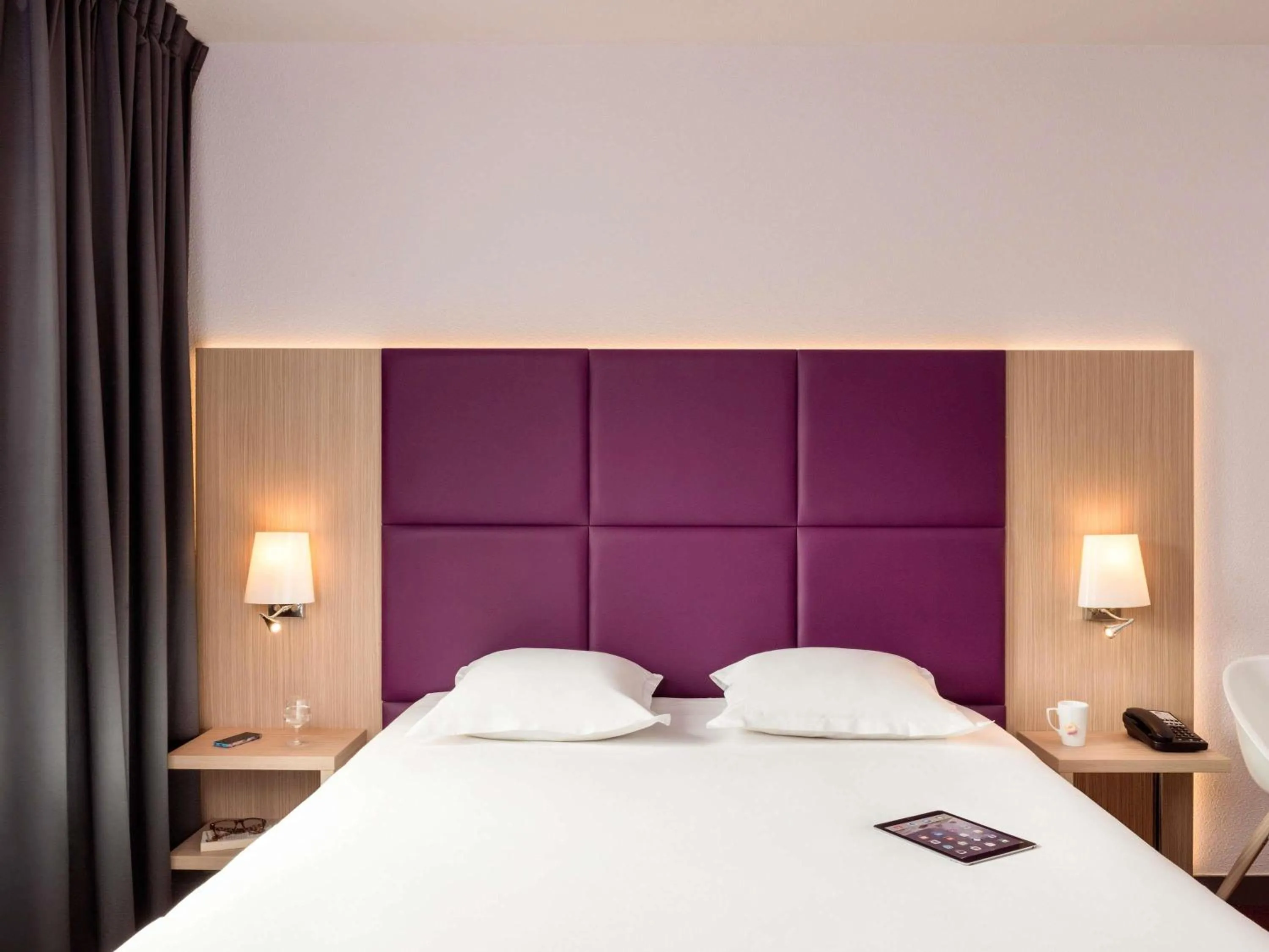 Bedroom, Bed in Aparthotel Adagio Paris Malakoff Chatillon