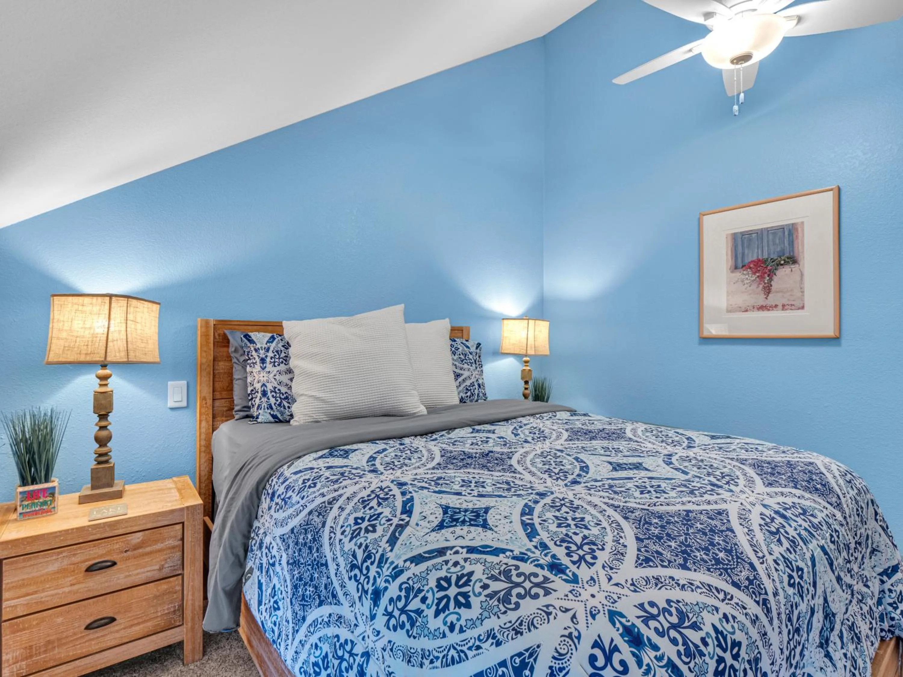 Bed in Victorian Inn Elkhart Lake