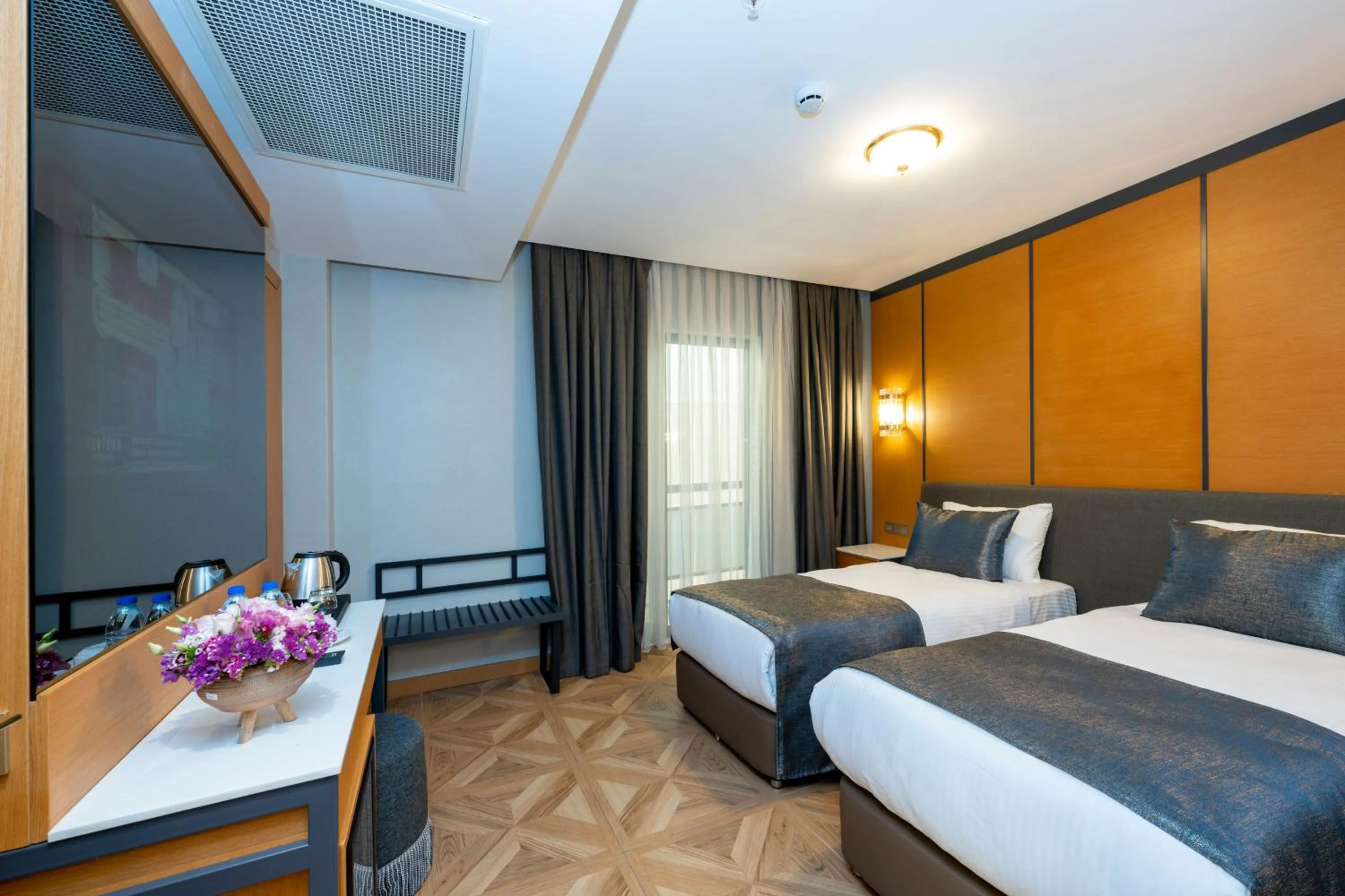 Photo of the whole room, Bed in Freya Hotel