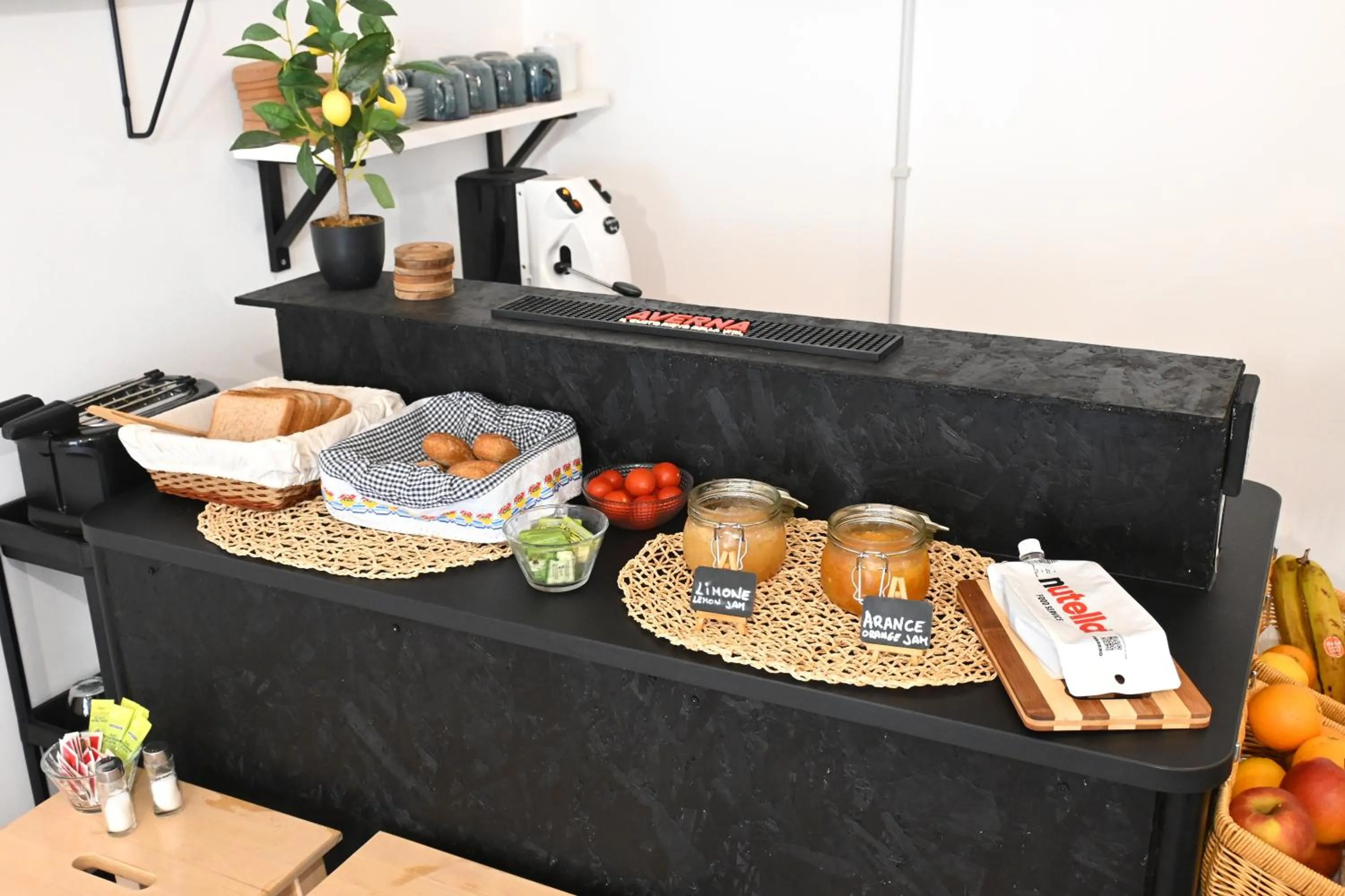 Breakfast in Baronetto B&B