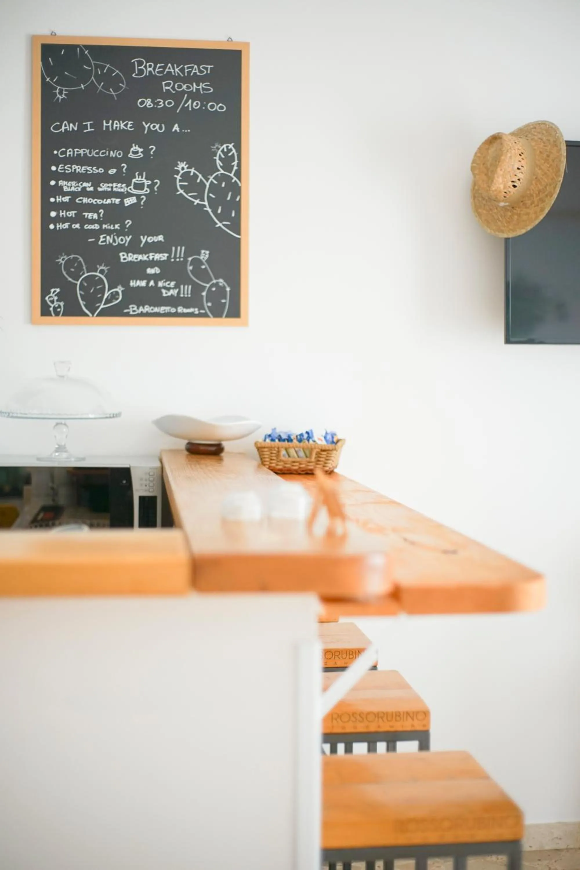 Kitchen or kitchenette in Baronetto B&B