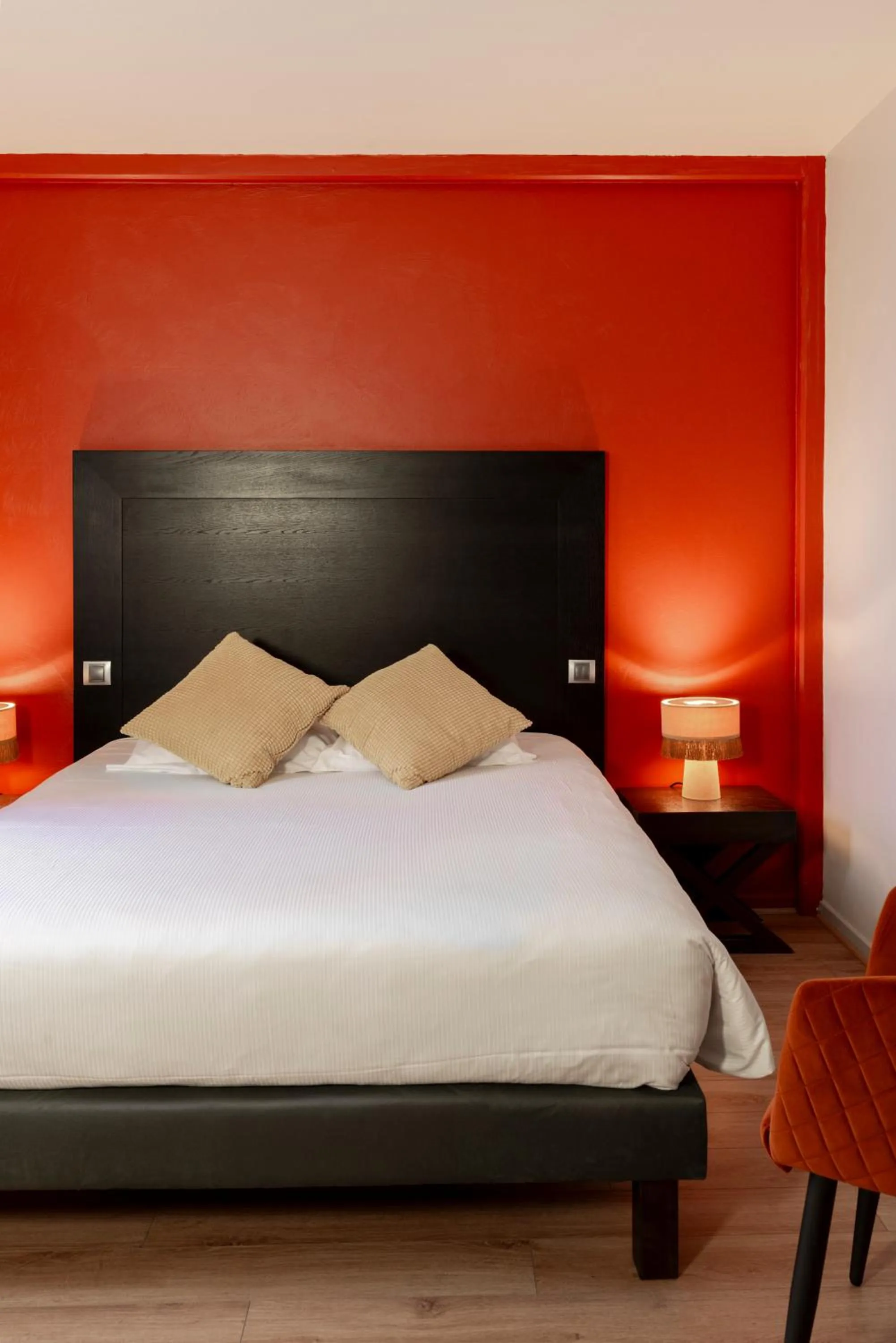 Bedroom, Bed in Logis Hotel-Restaurant Saint Romain