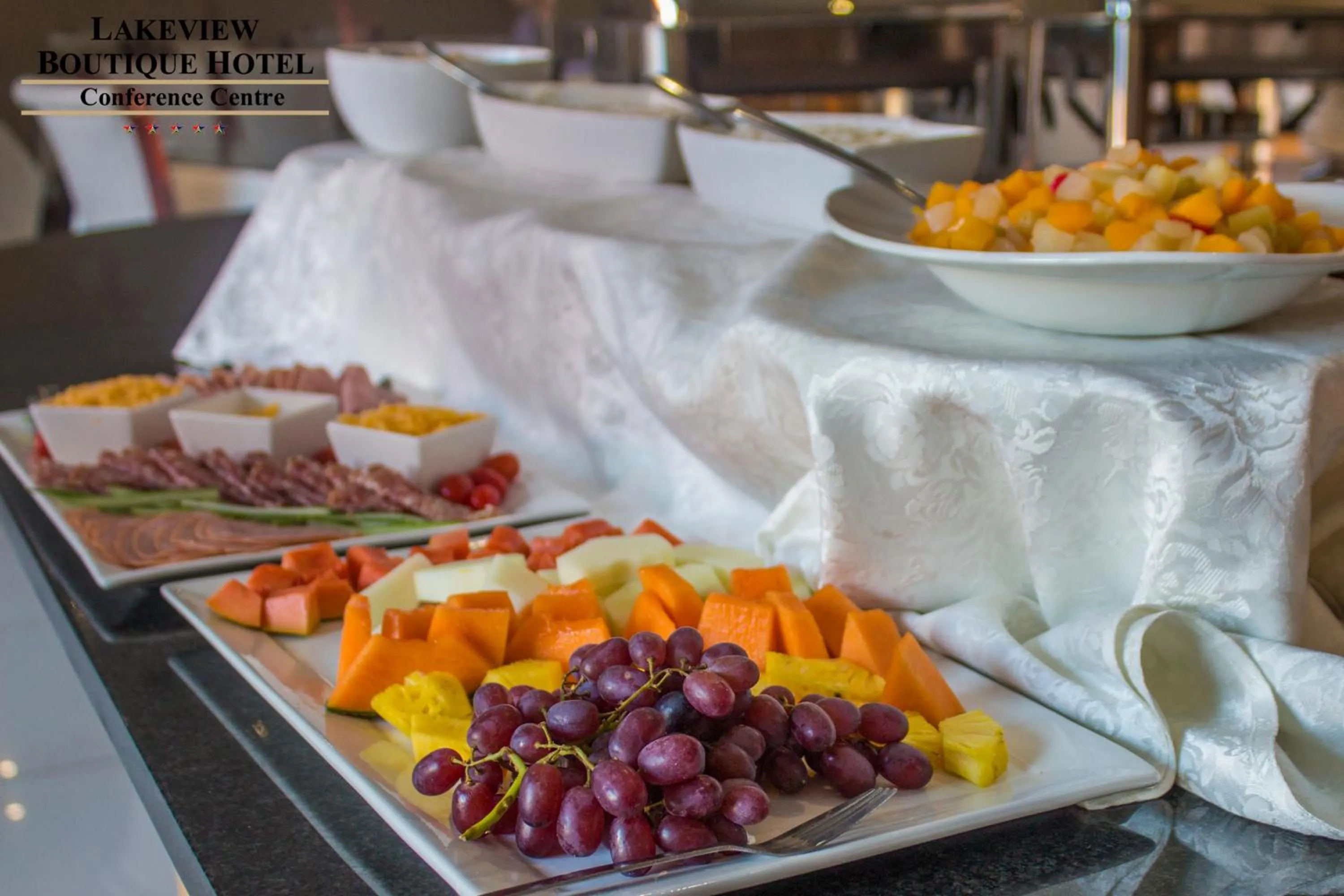 Buffet breakfast in Lakeview Boutique Hotel & Conference Center