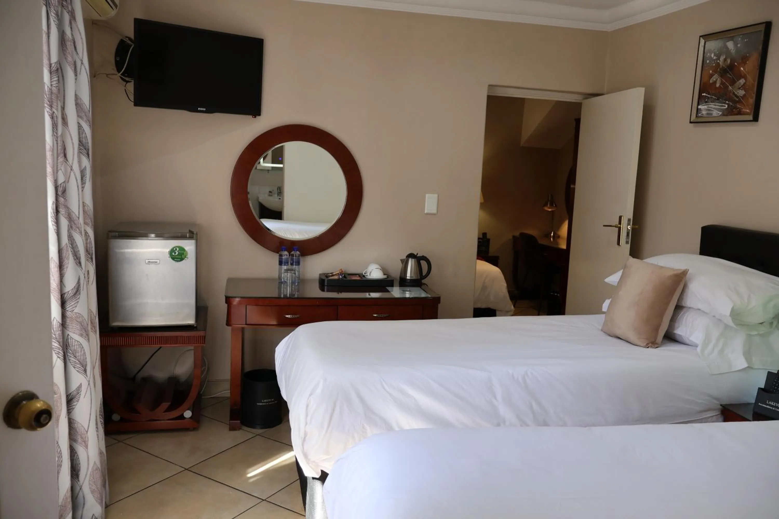 Bedroom, Bed in Lakeview Boutique Hotel & Conference Center