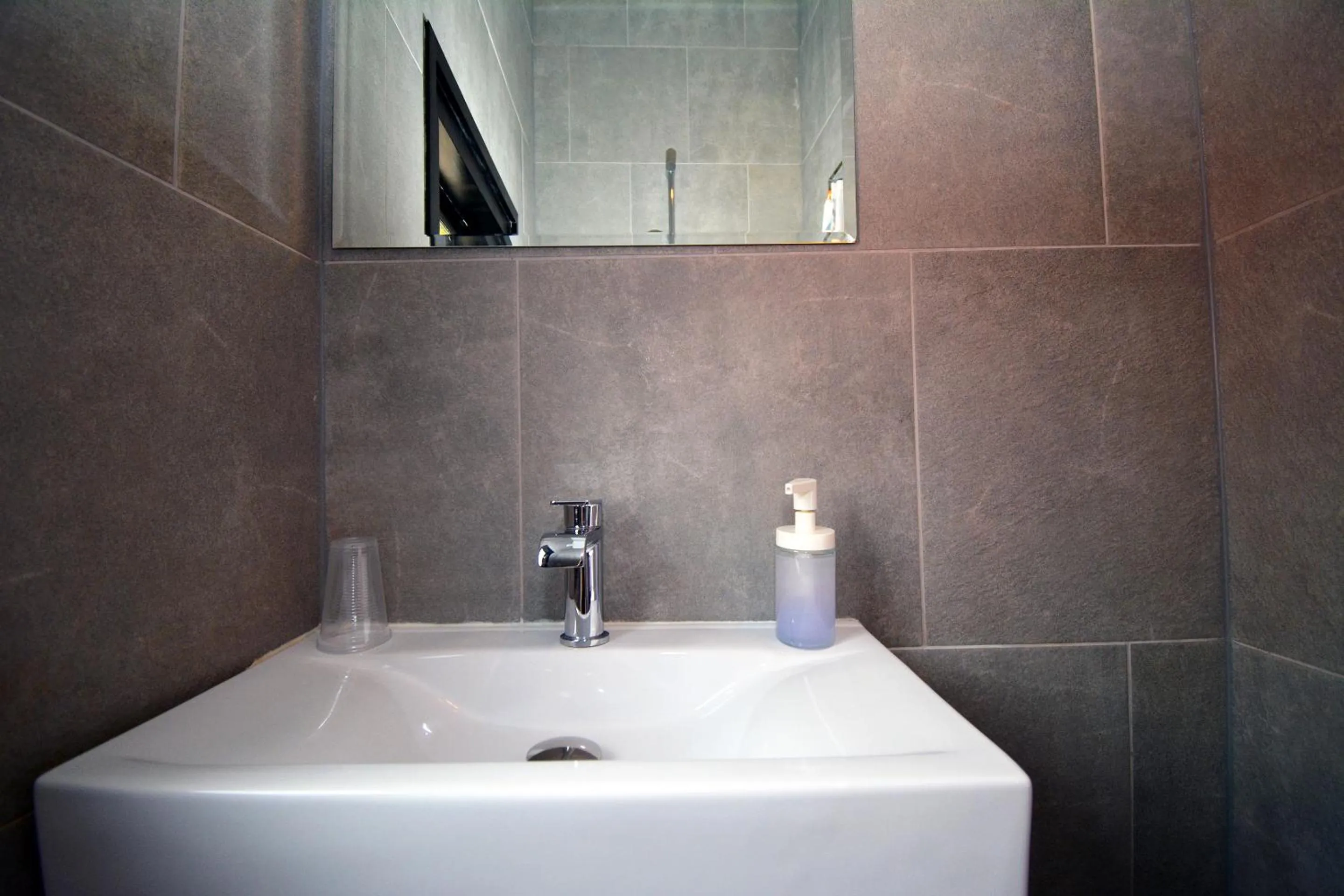 Bathroom in Kingkool The Hague City Hostel