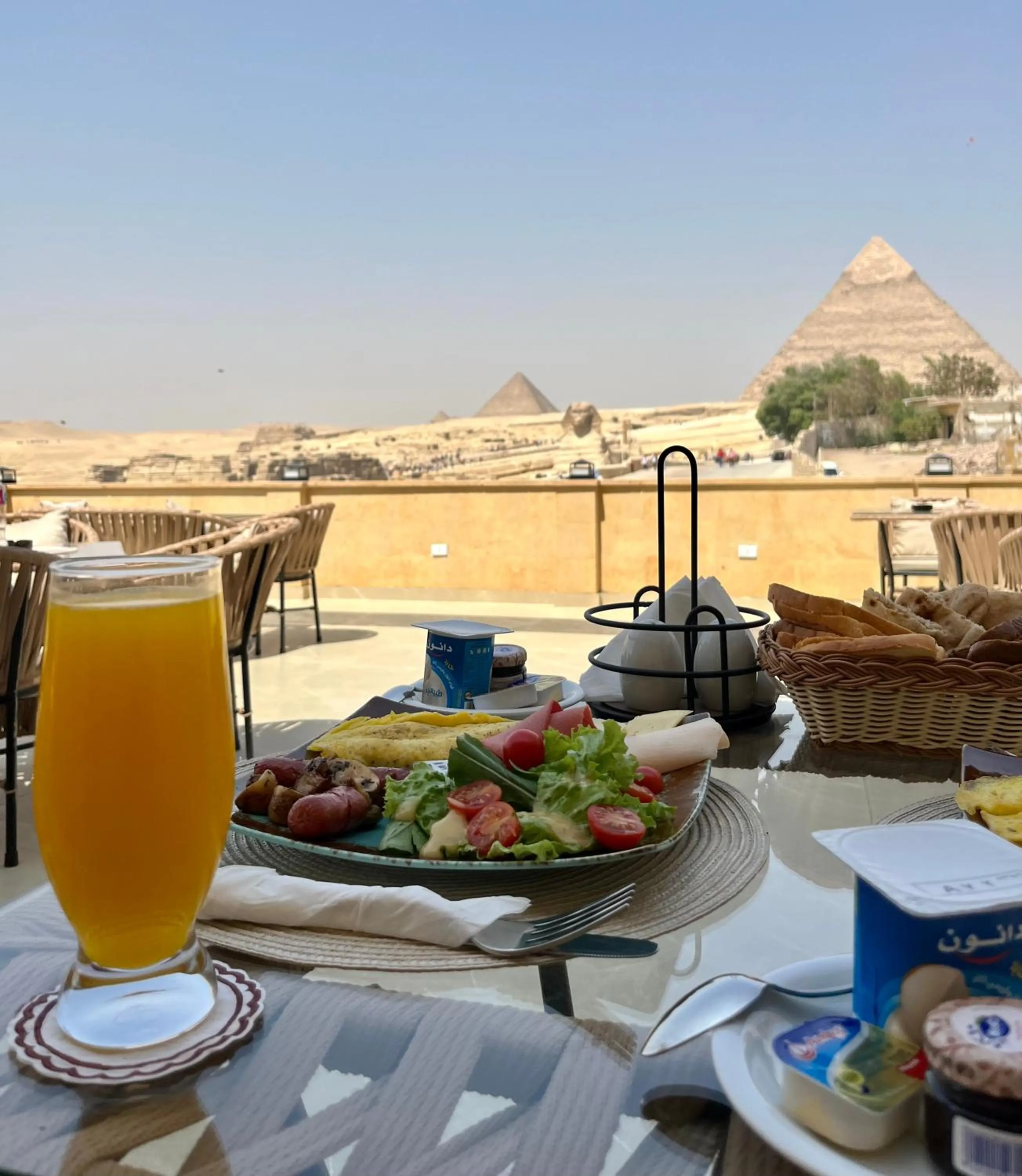 Breakfast in The Gate Hotel Front Pyramids & Sphinx View