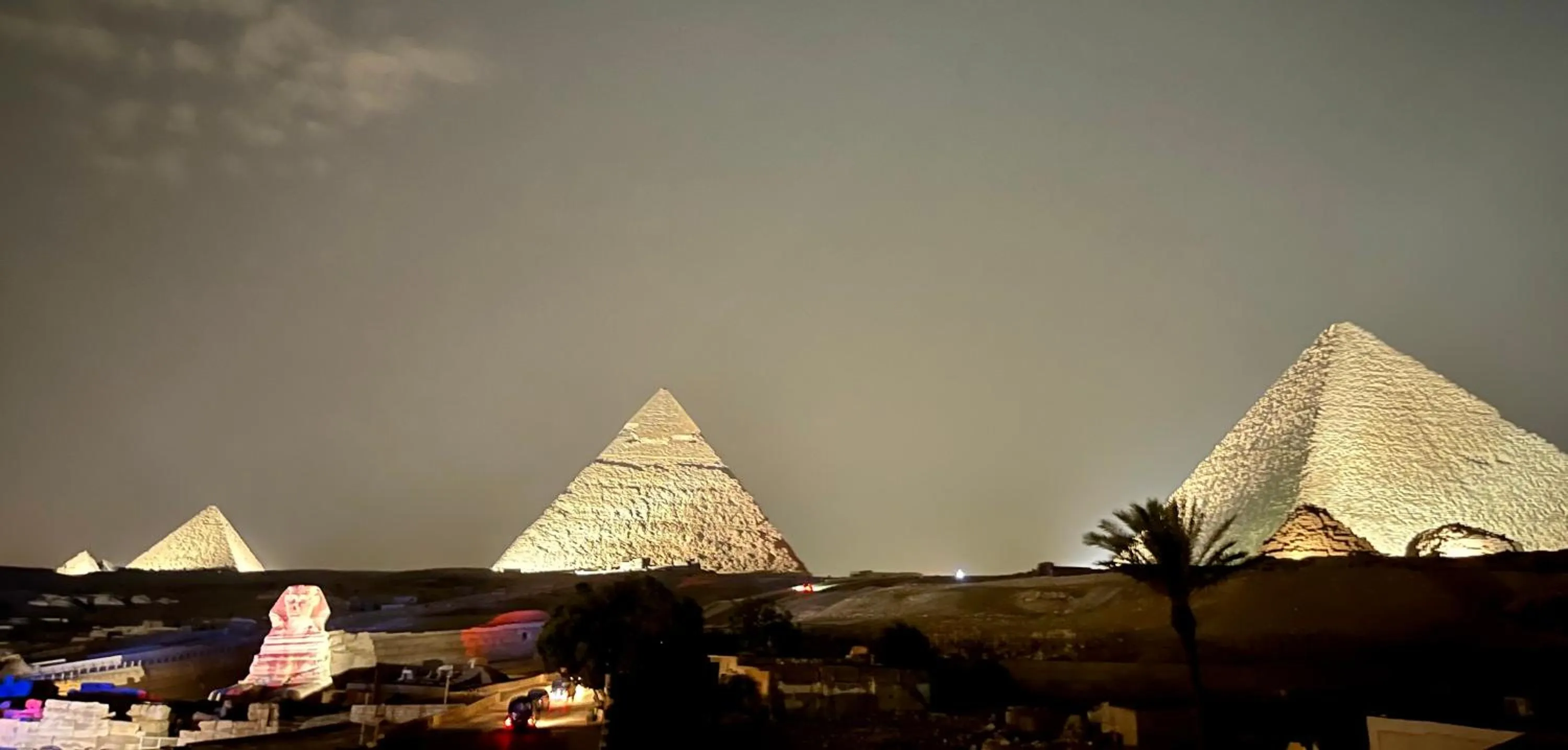 Night in The Gate Hotel Front Pyramids & Sphinx View